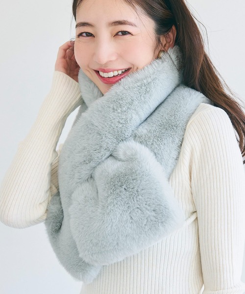 柔軟毛毛頸巾