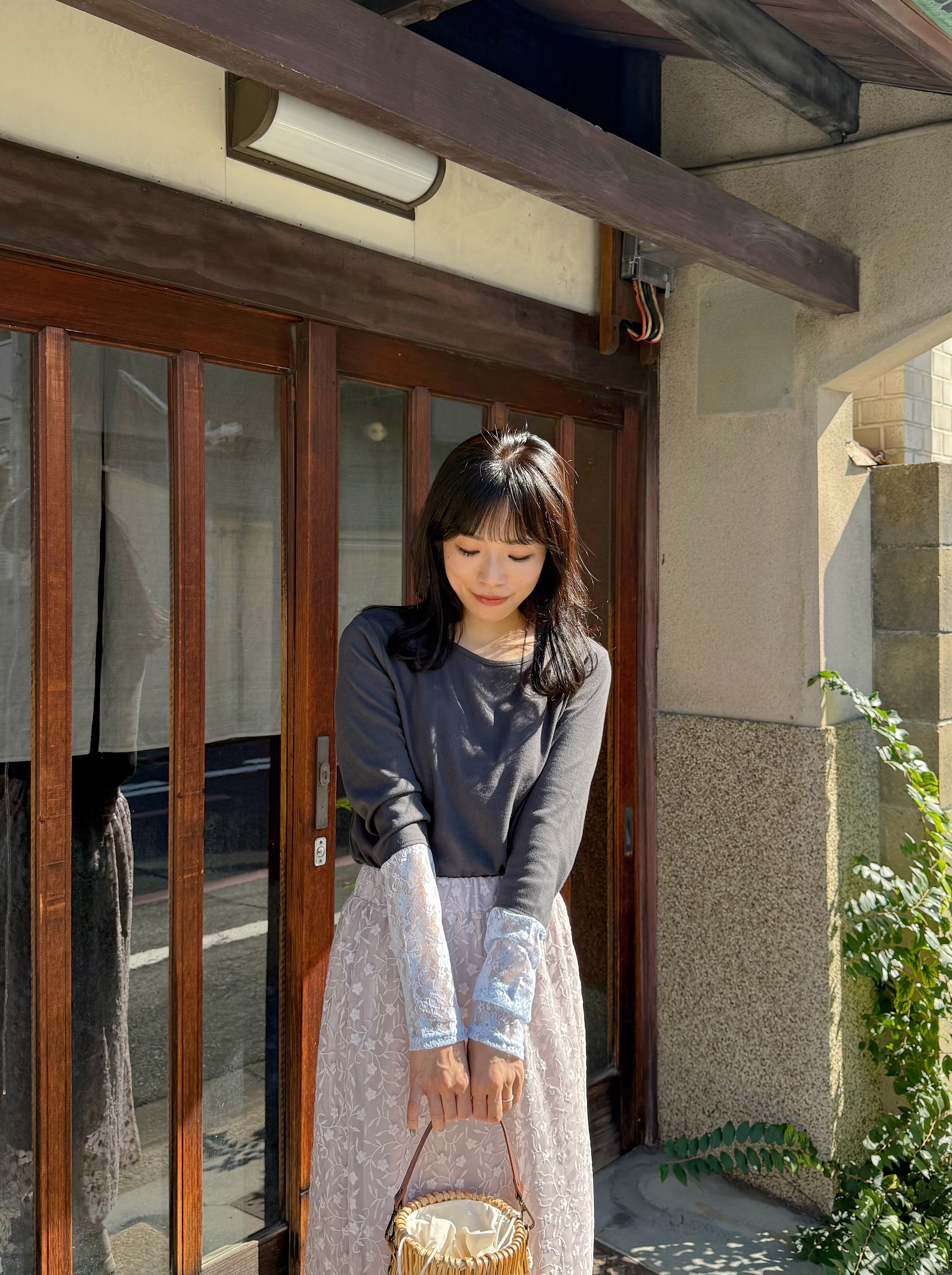 12色•蕾絲/ 閃閃拼袖半透上衣