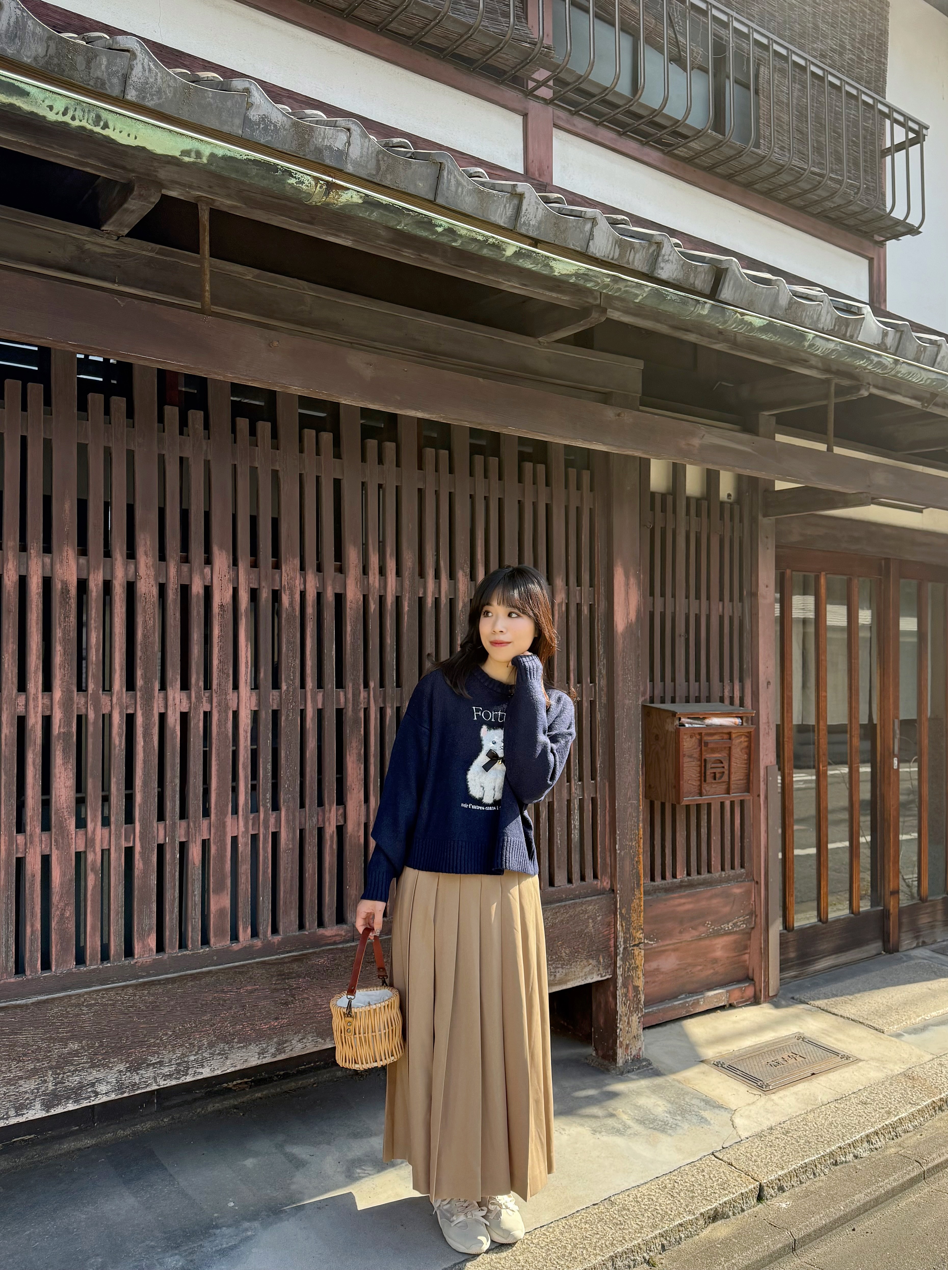 2色•金扣淨色百褶長款半身裙