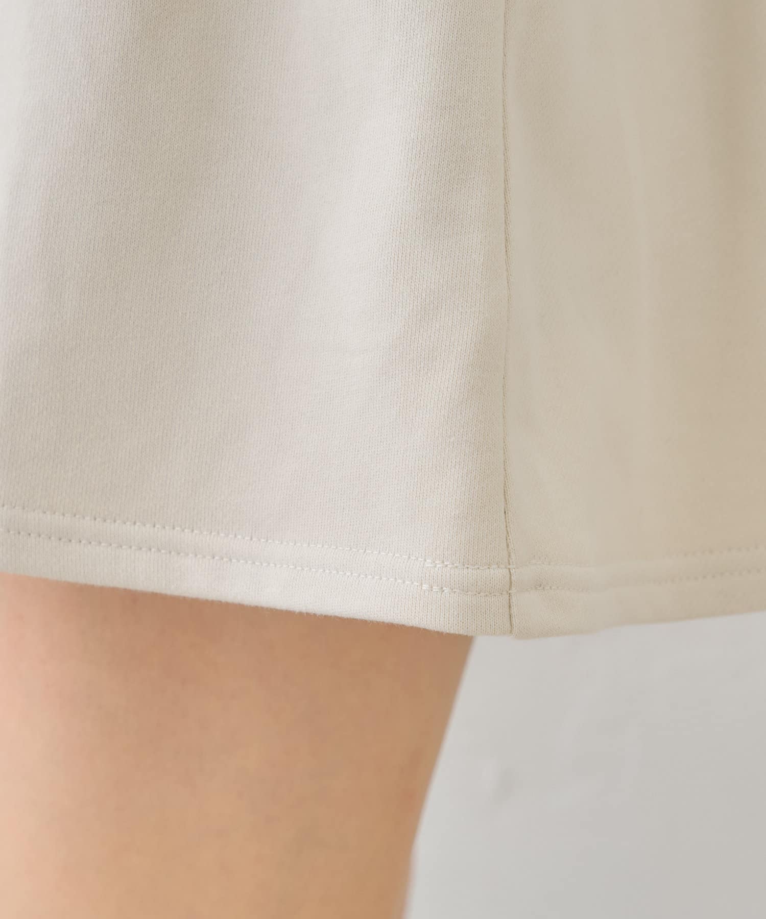 拉鍊領位衛衣連身裙