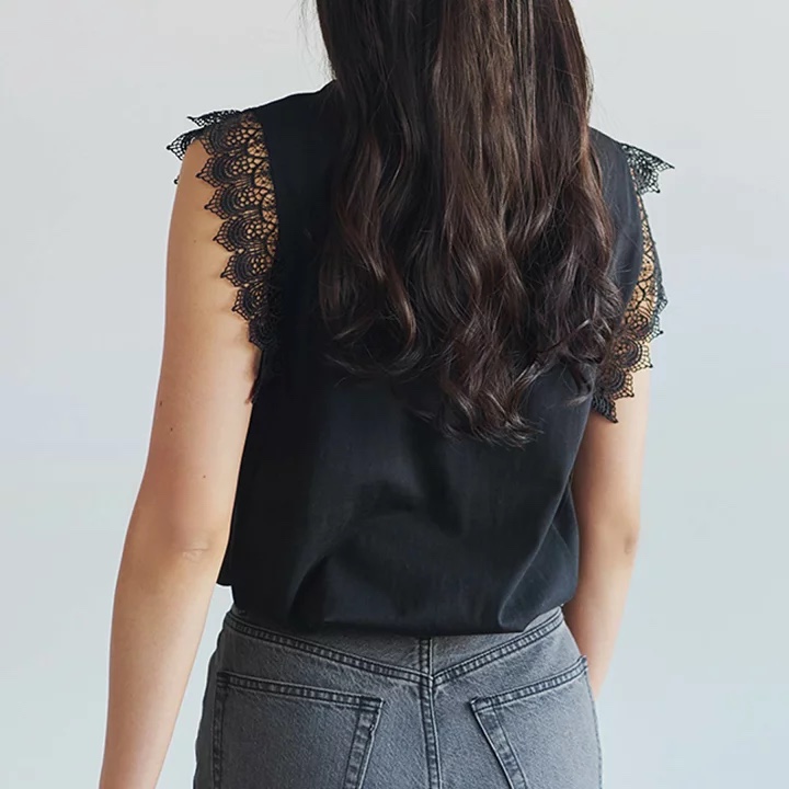 簡約lace袖拼Tee