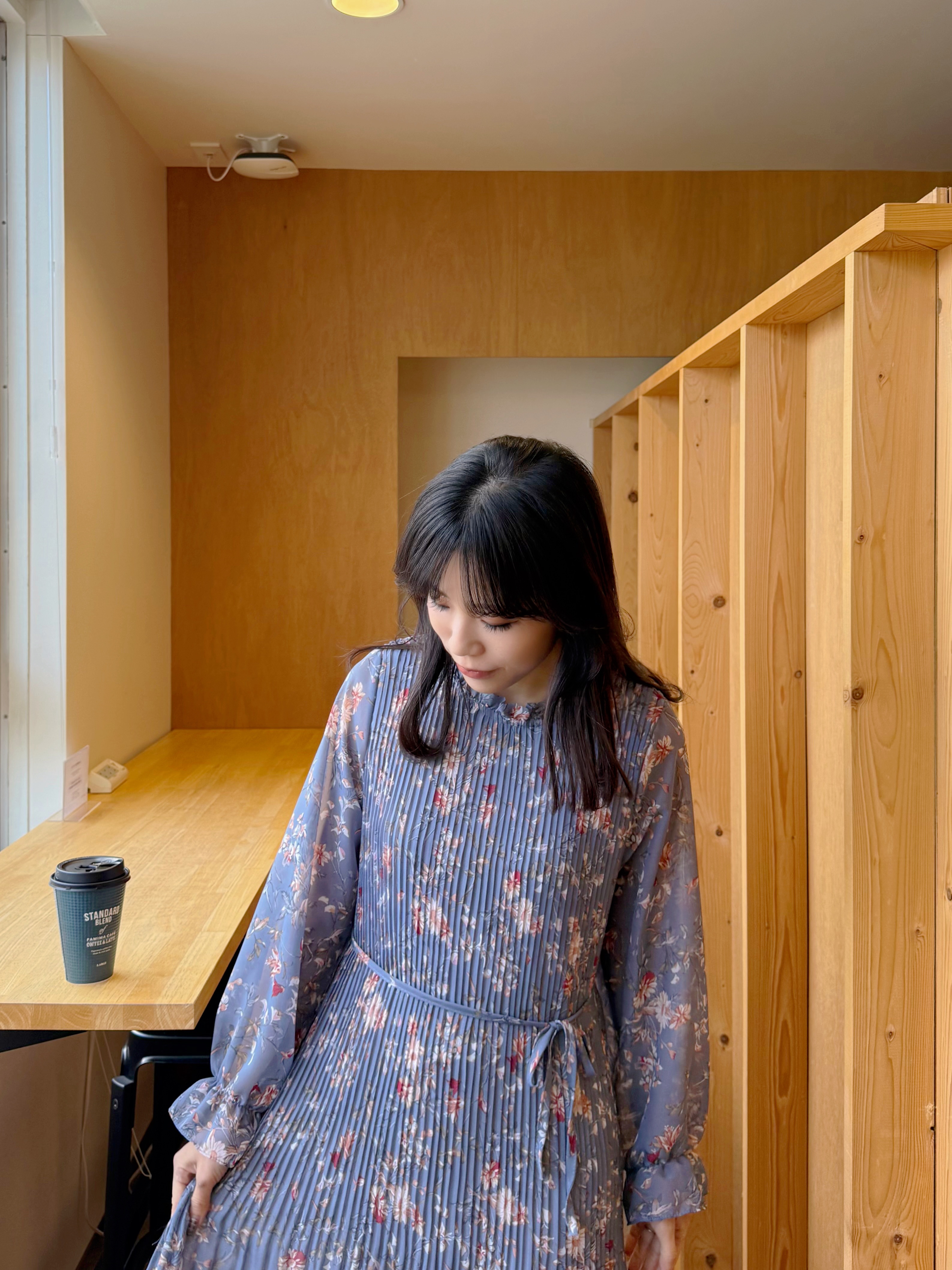 百褶印花雪紡蝴蝶結腰帶連身裙