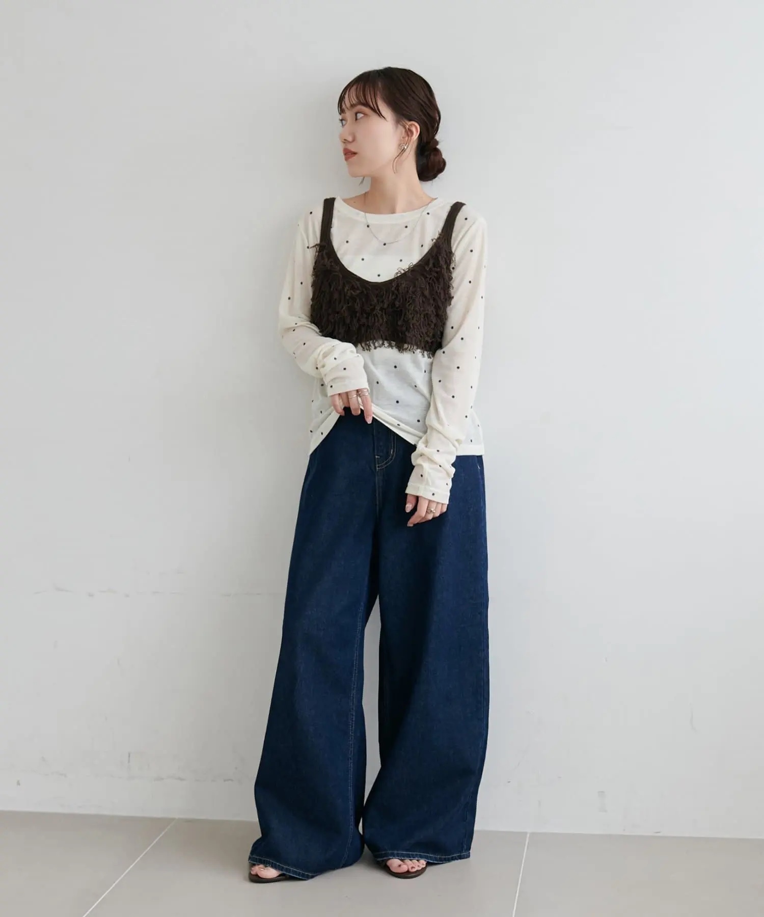 4色•Size M•蕾絲拼接圓領衛衣