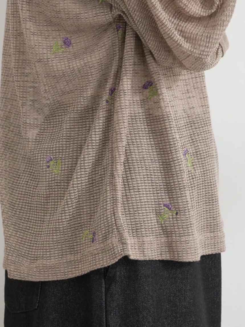 3色• 7分袖刺繡薄款上衣