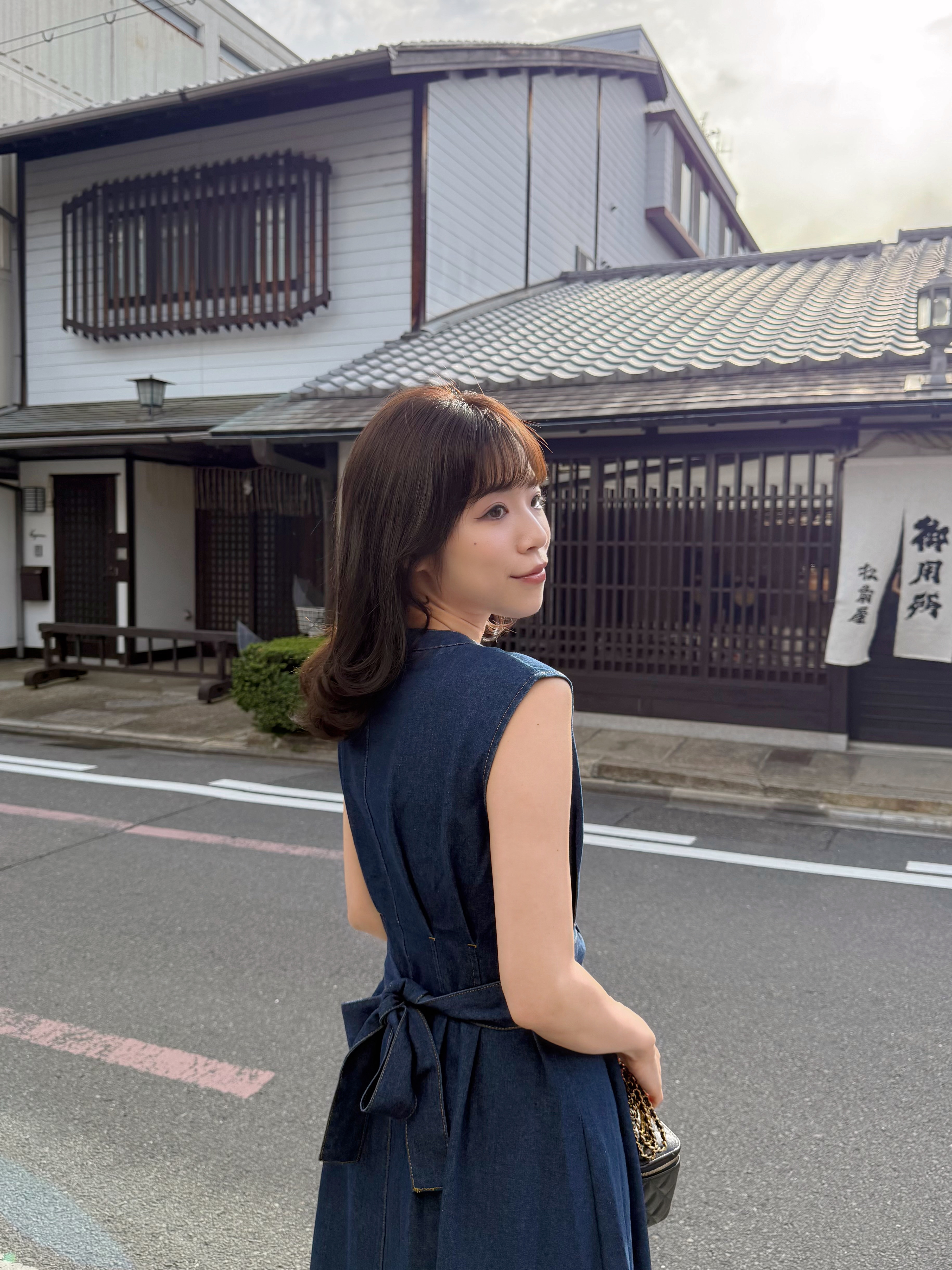 腰帶後蝴蝶結牛仔連身裙