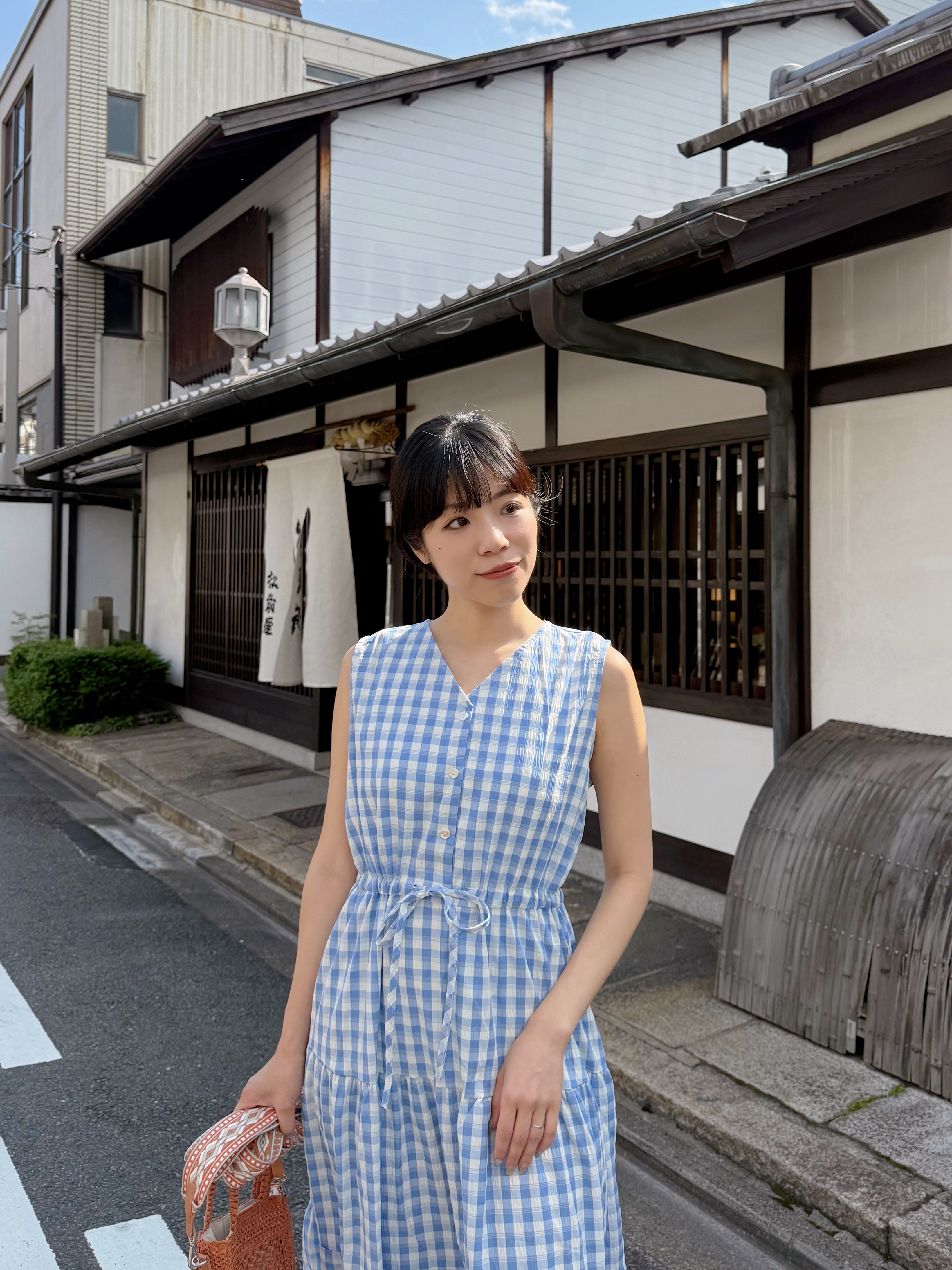 V領格仔背心雪紡連身裙