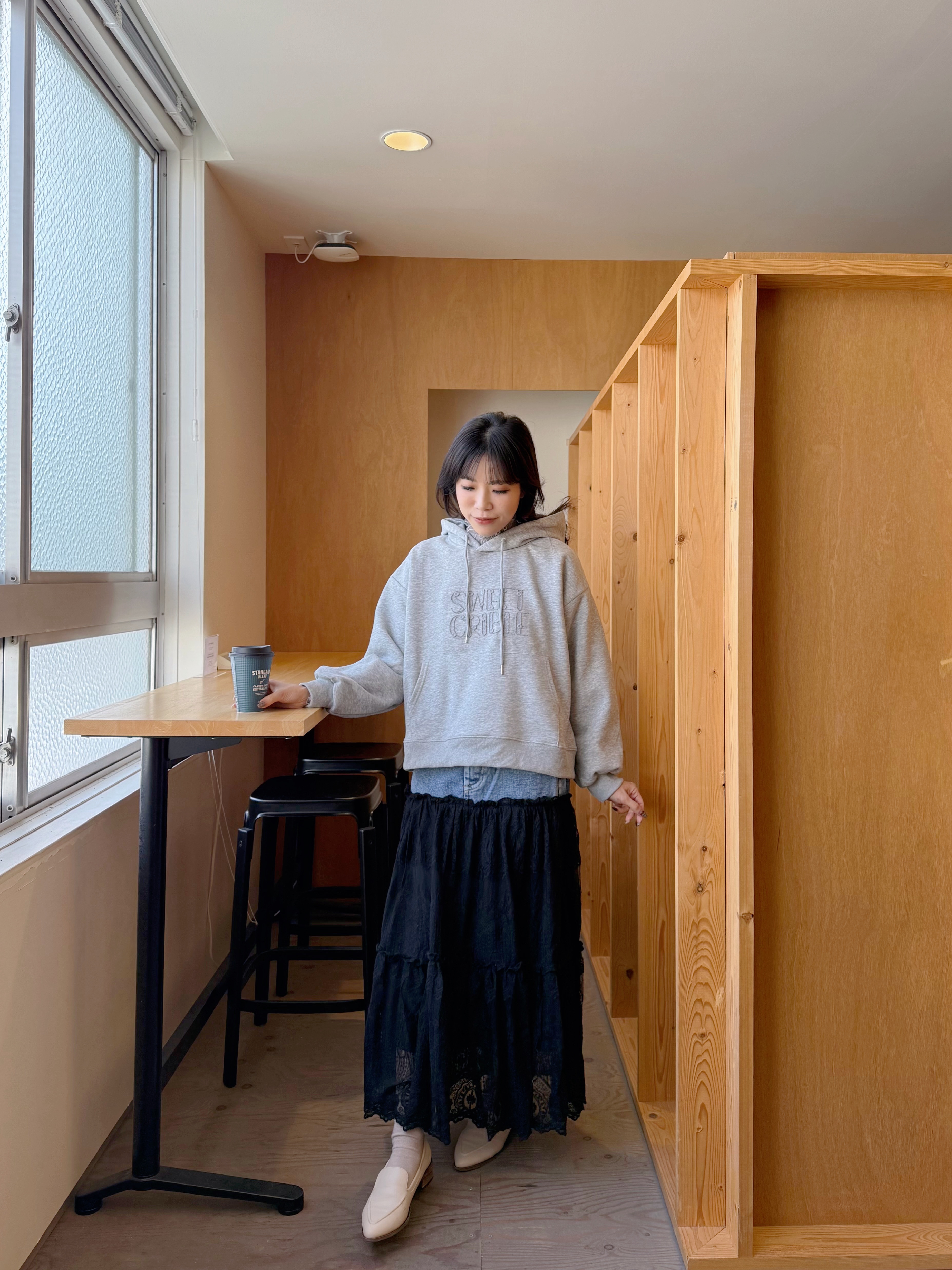 字母刺繡無加厚連帽衛衣