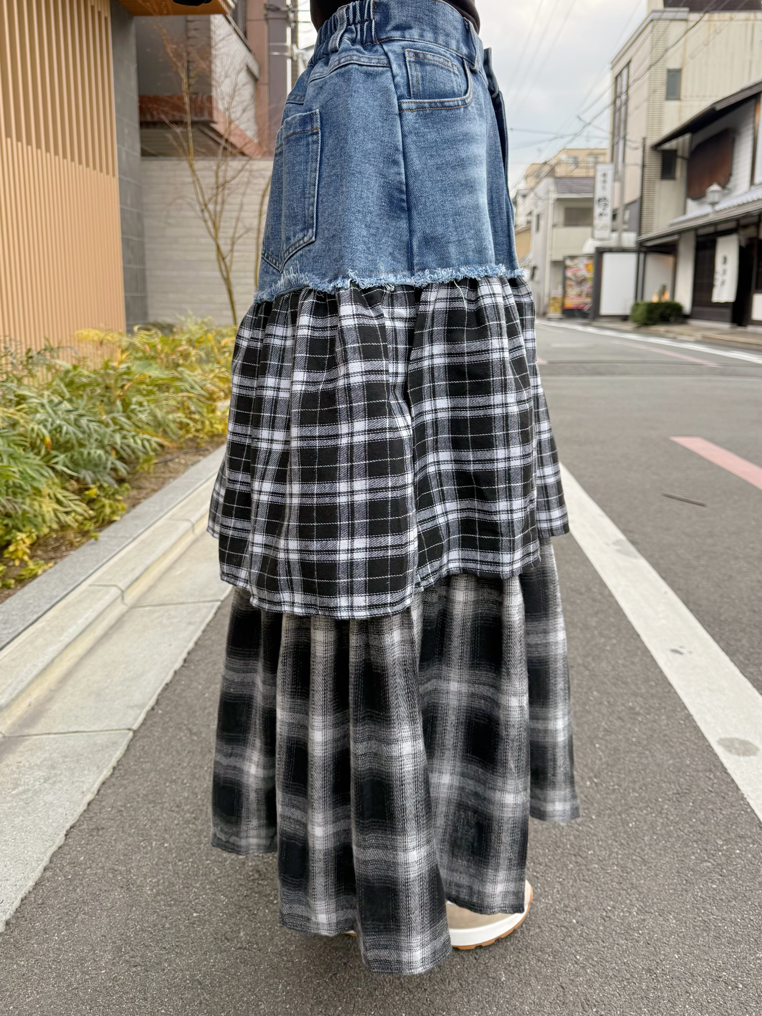 黑白格仔層次牛仔裙