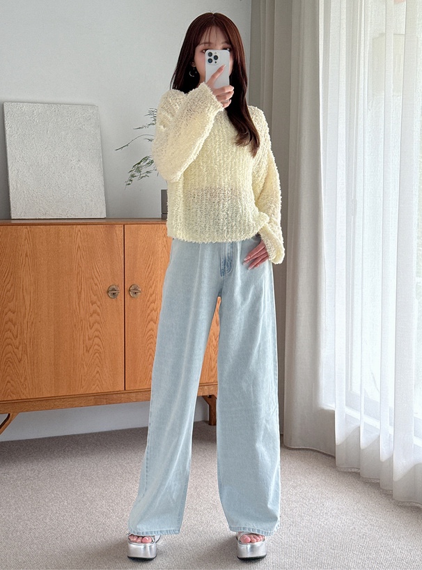 4色•寬領薄款糖果色上衣