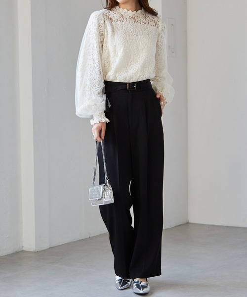 紗紗泡泡袖蕾絲上衣