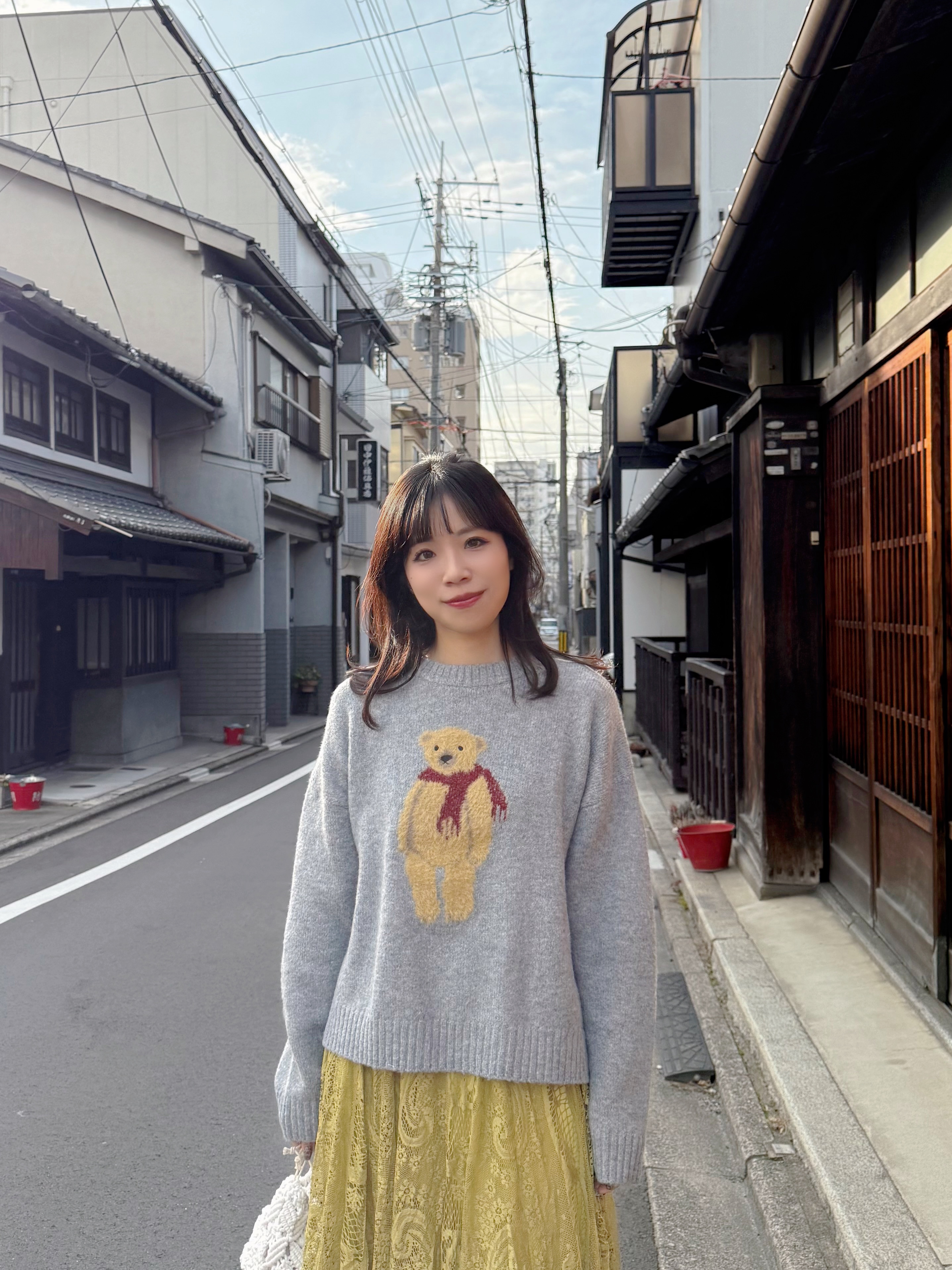 2色•頸巾熊仔冷衫