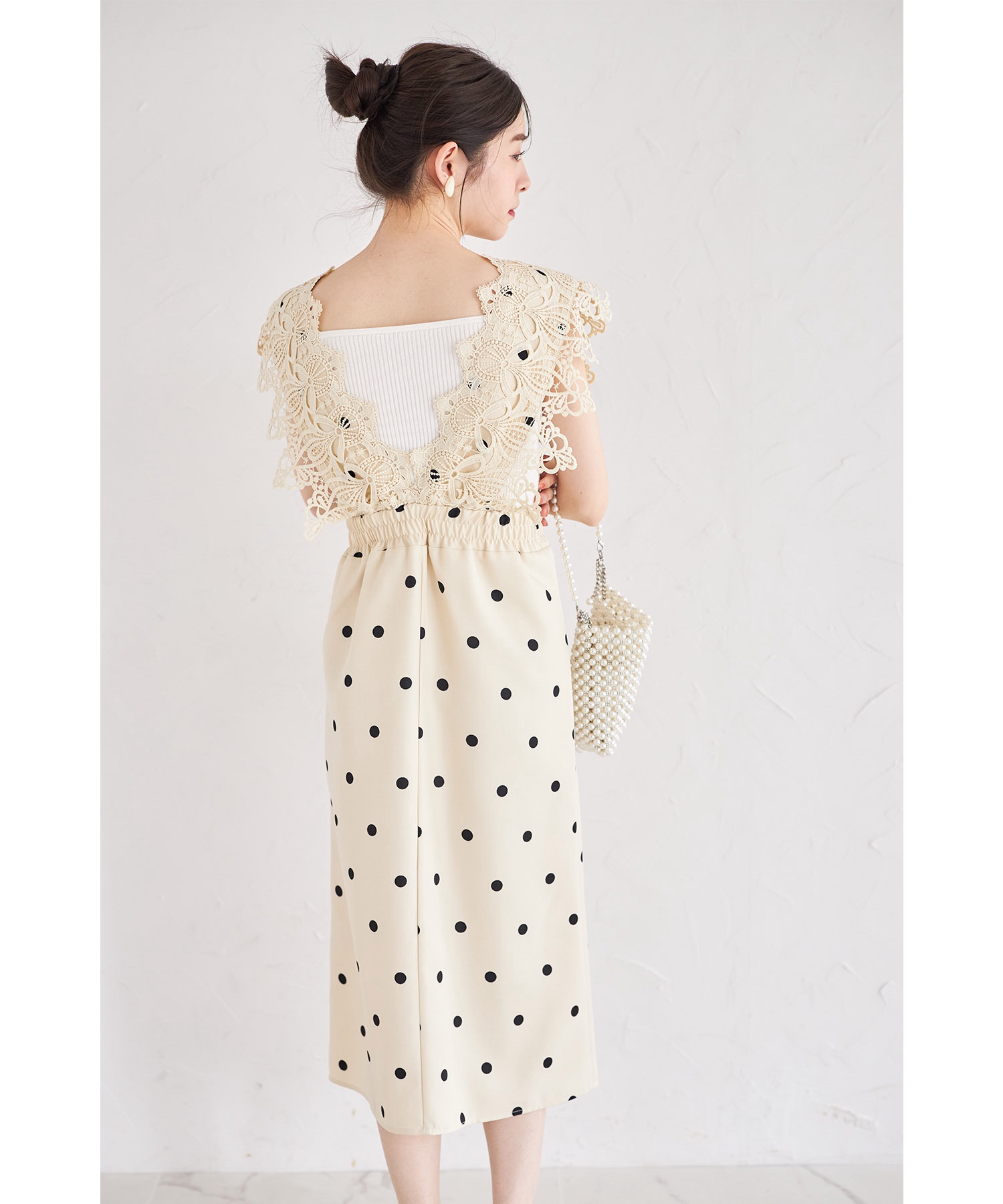 蕾絲波點背心連身裙