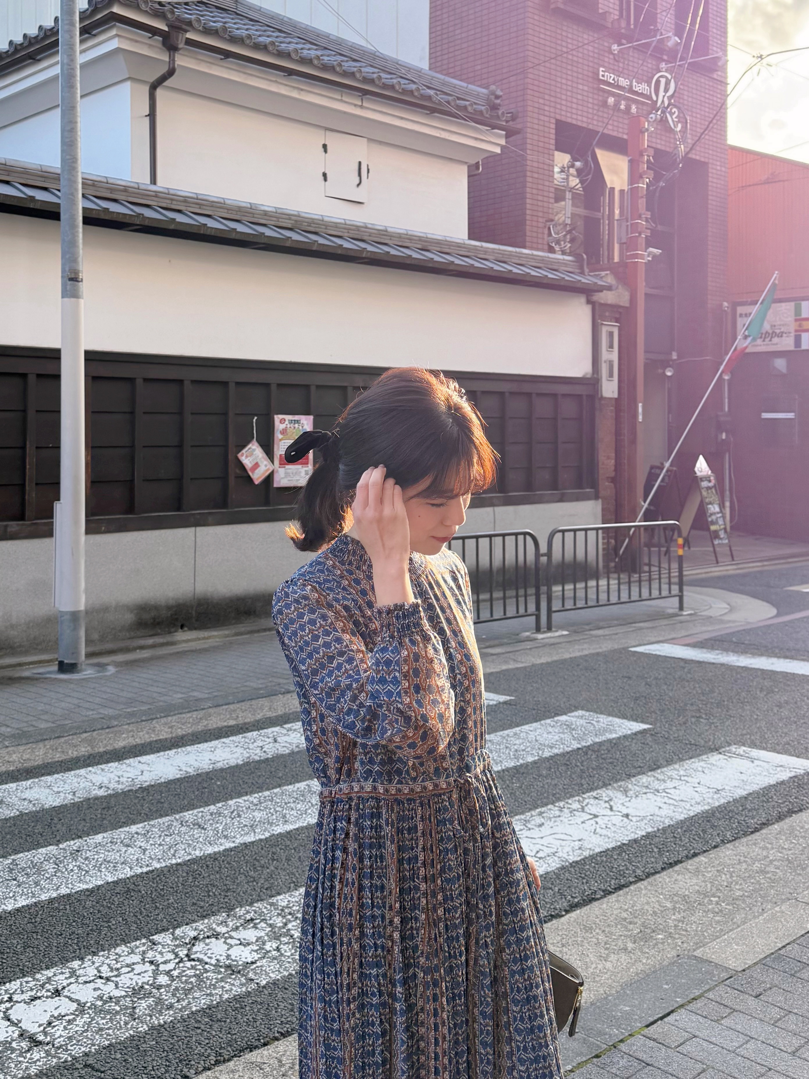 深藍拼色復古印花雪紡連身裙