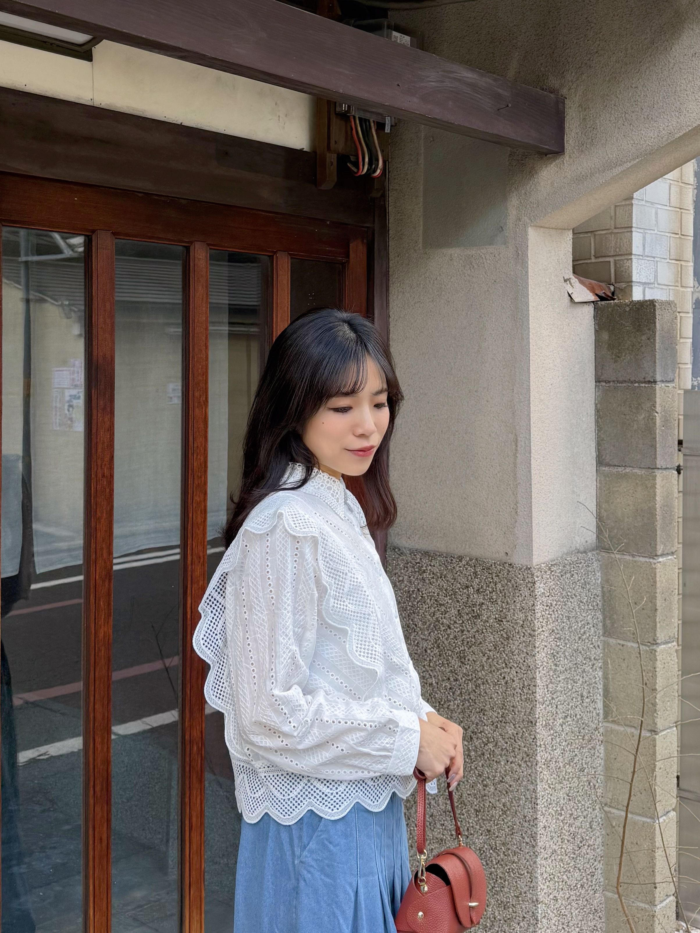 鏤空刺繡純綿恤衫