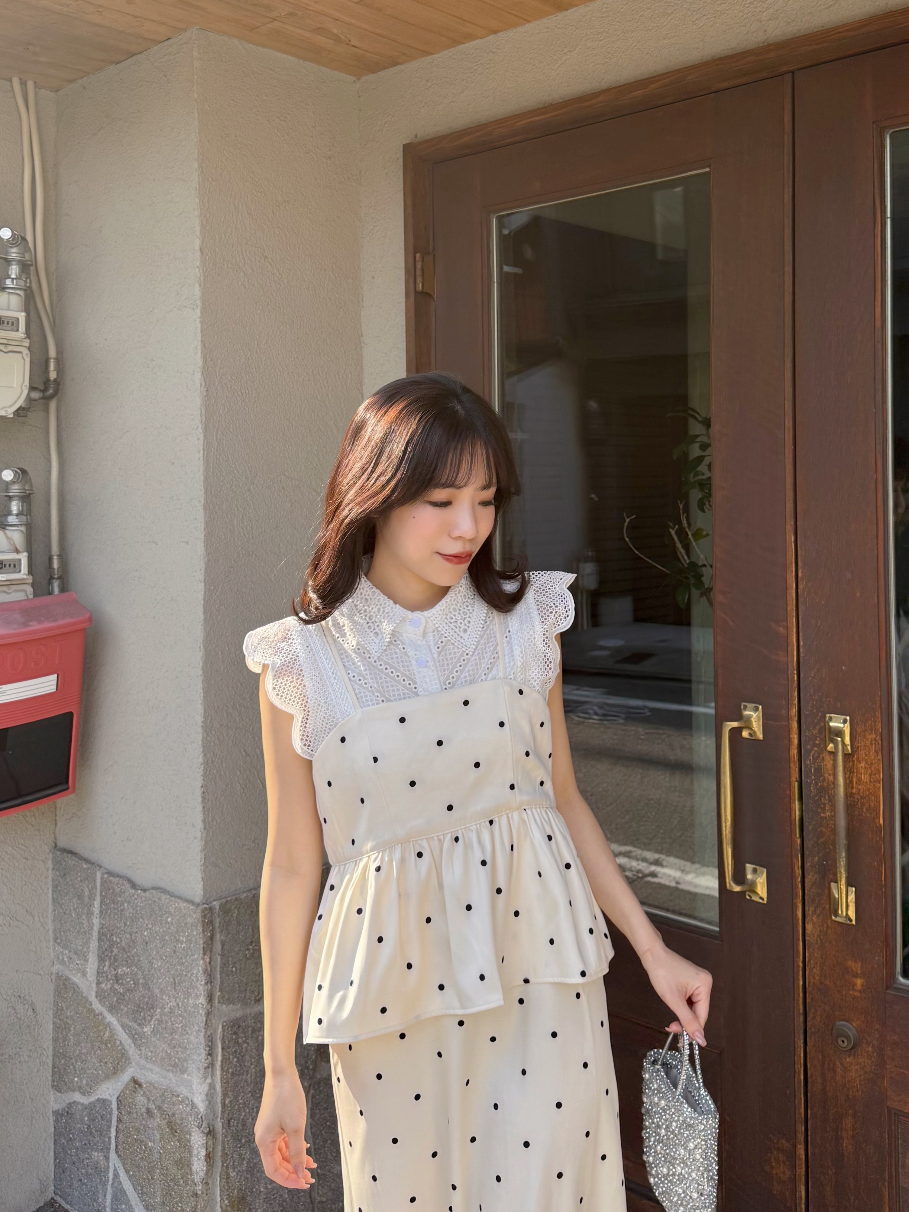 刺繡蕾絲恤衫背心