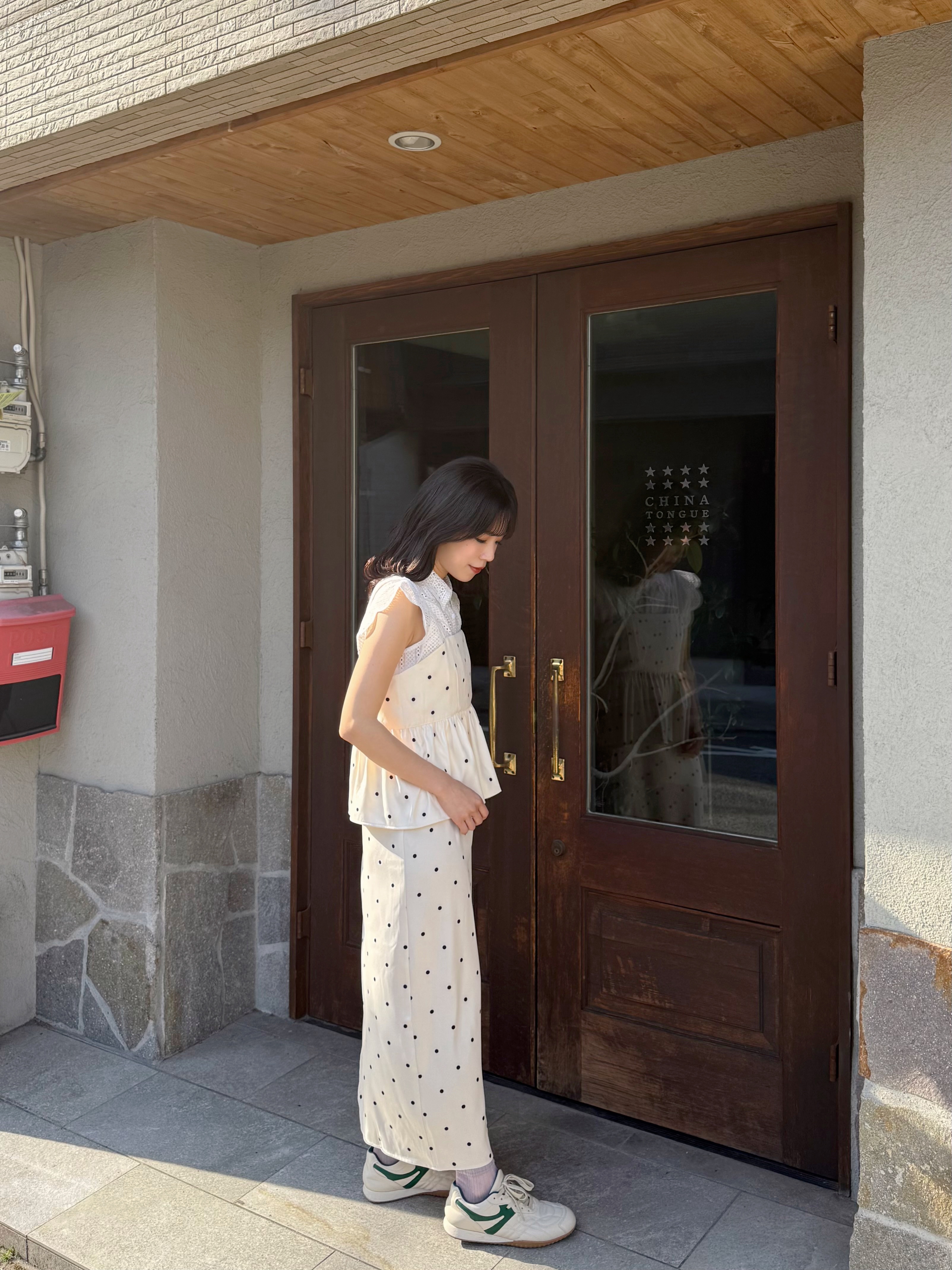 刺繡蕾絲恤衫背心