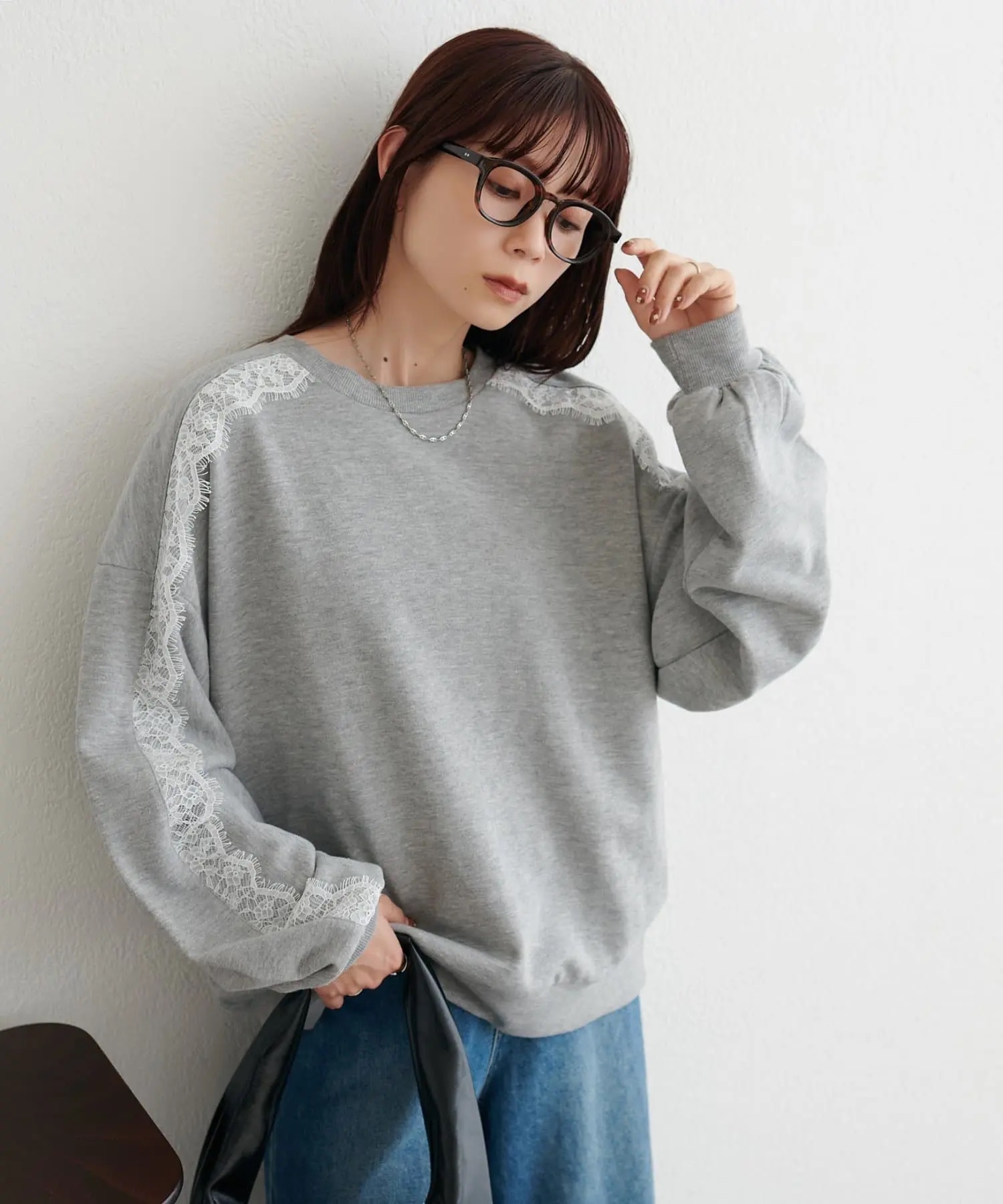 3色•Size M•蕾絲拼接圓領衛衣