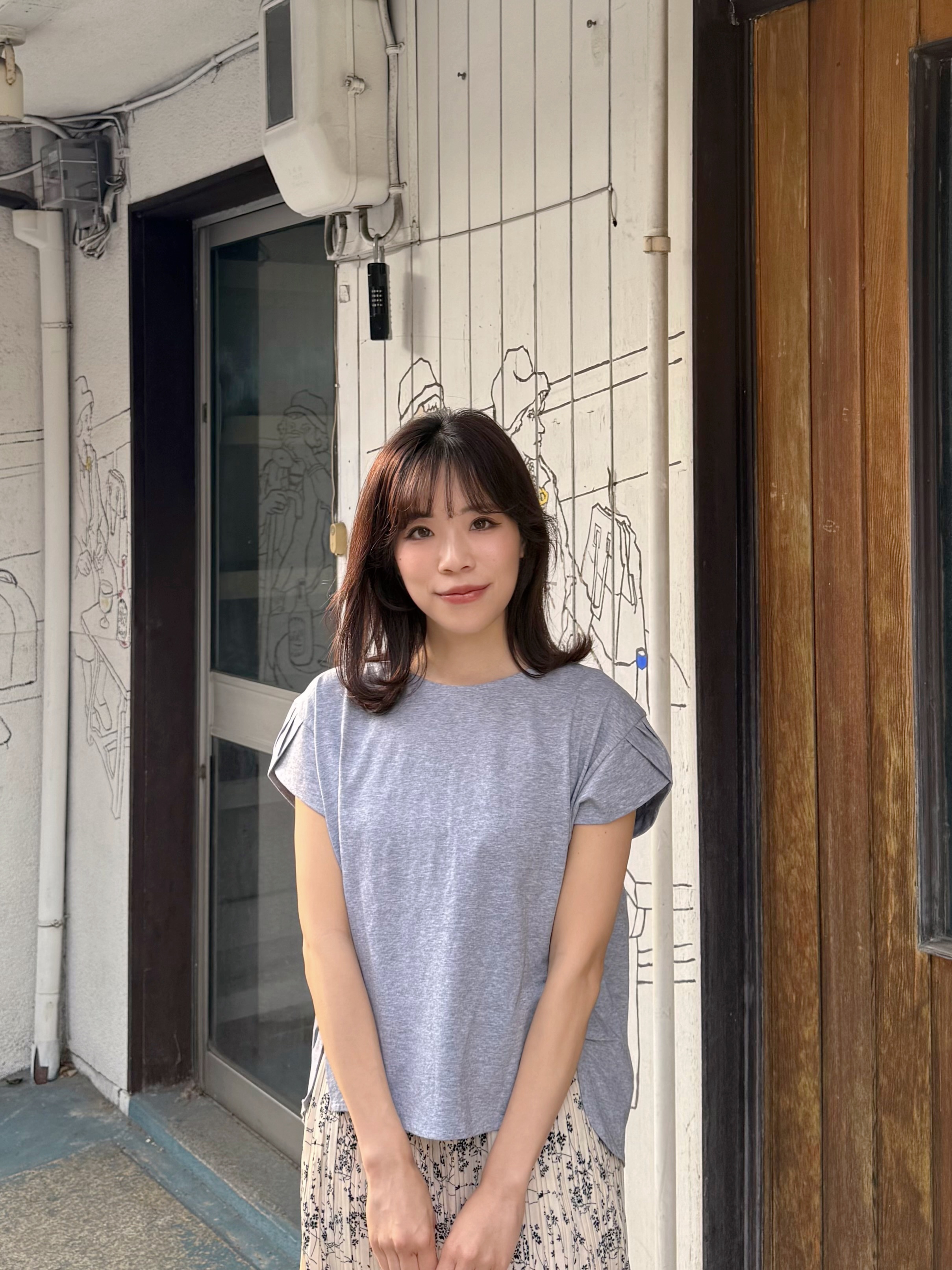 基礎款淨色花瓣手袖綿上衣