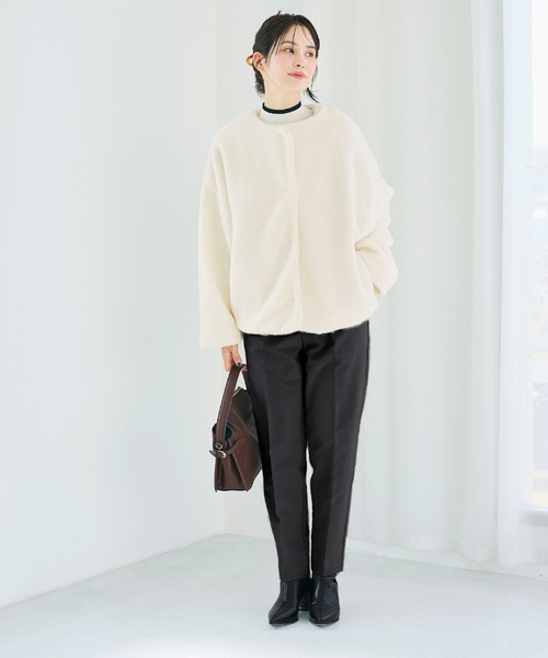 圓領粒粒毛外套