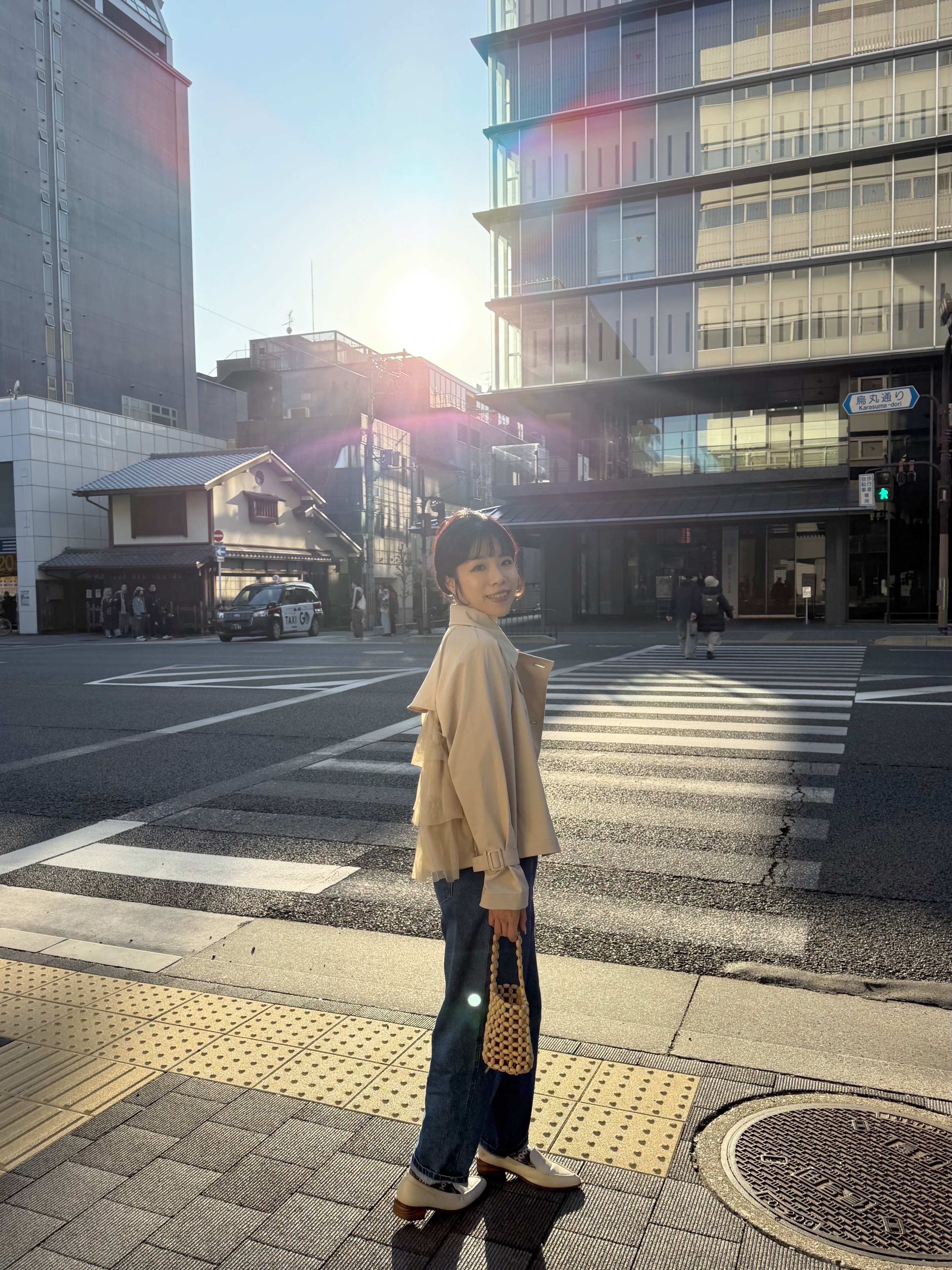 後紗紗層次乾濕外套