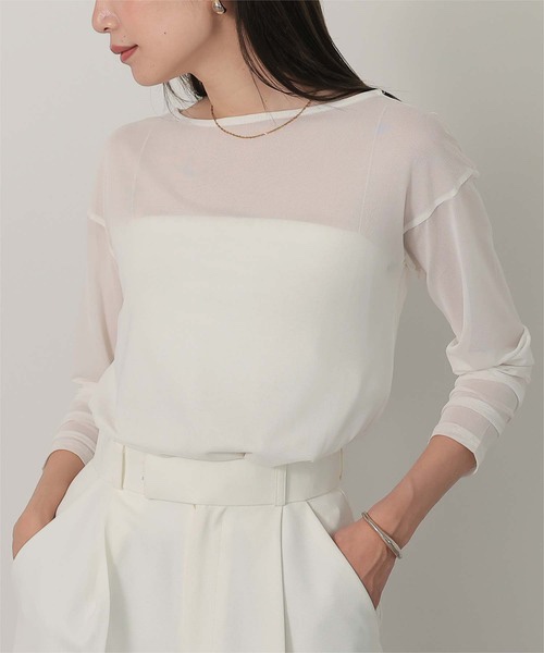 半透款寬領上衣