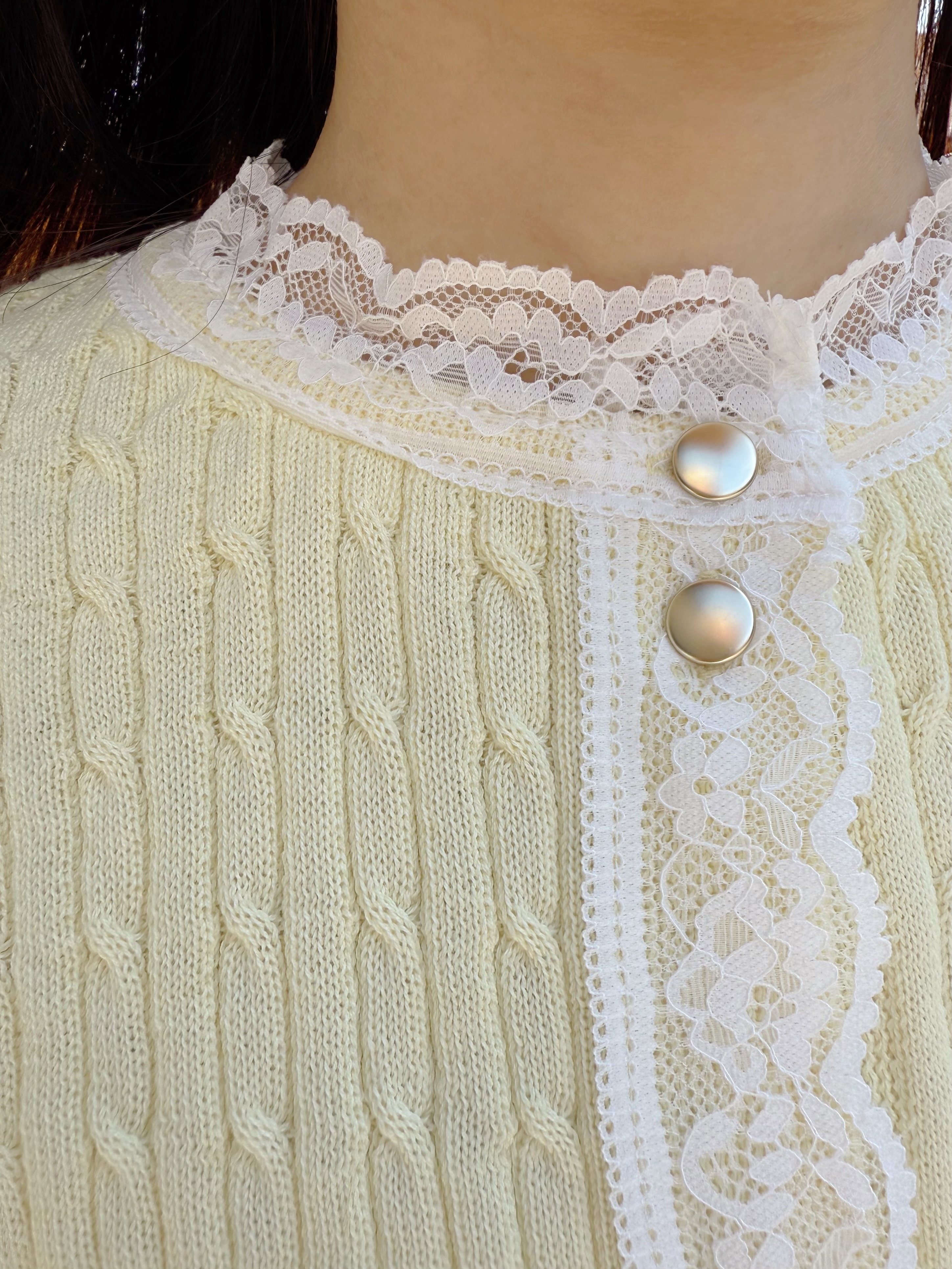 3色•蕾絲企領麻花針織外套