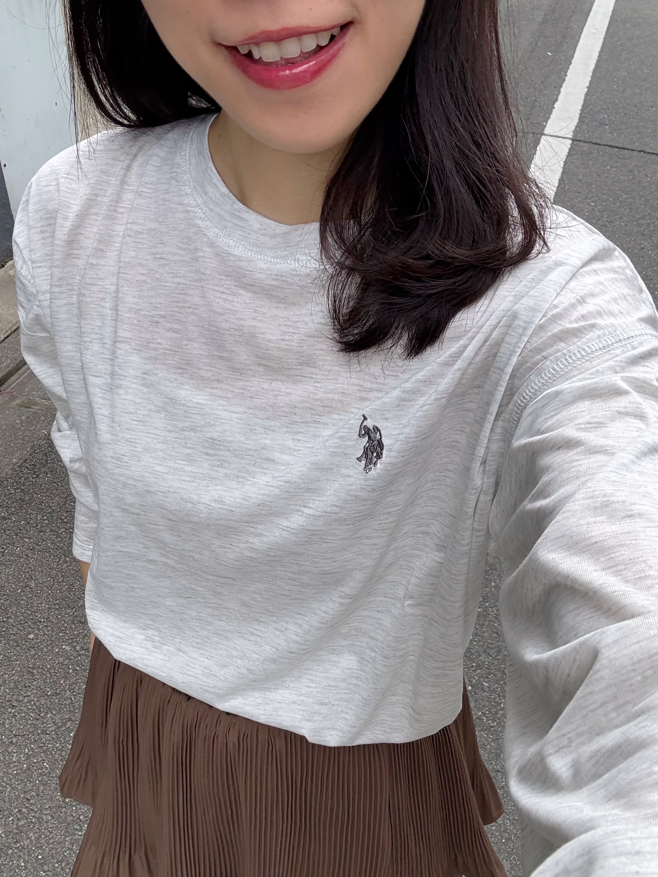 Polo薄款刺繡Logo上衣