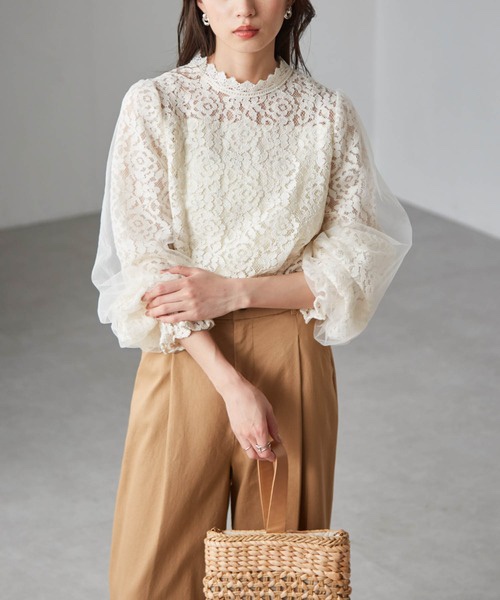 紗紗泡泡袖蕾絲上衣