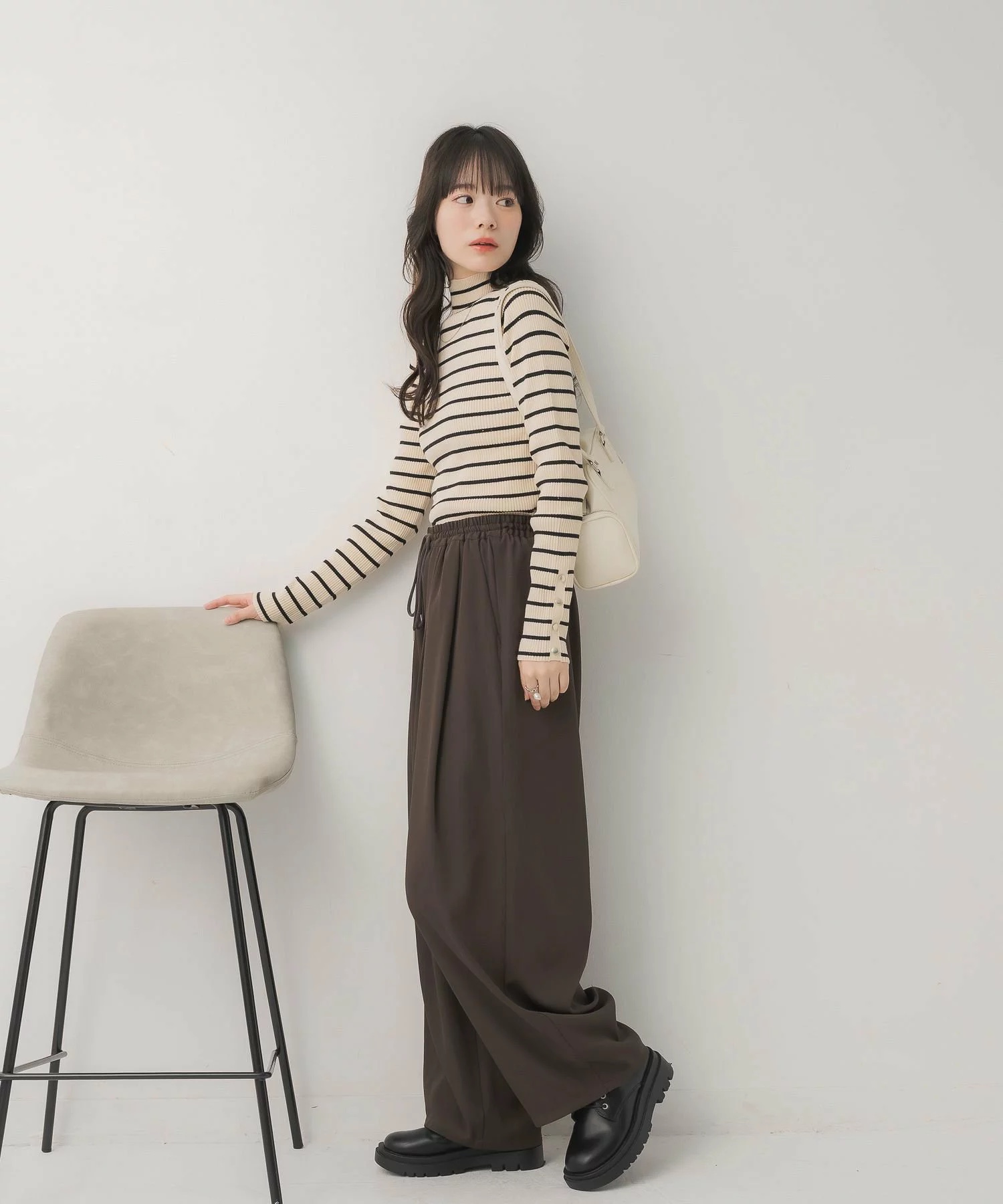 閃閃/ 淨色啞色扣閃閃企領針織