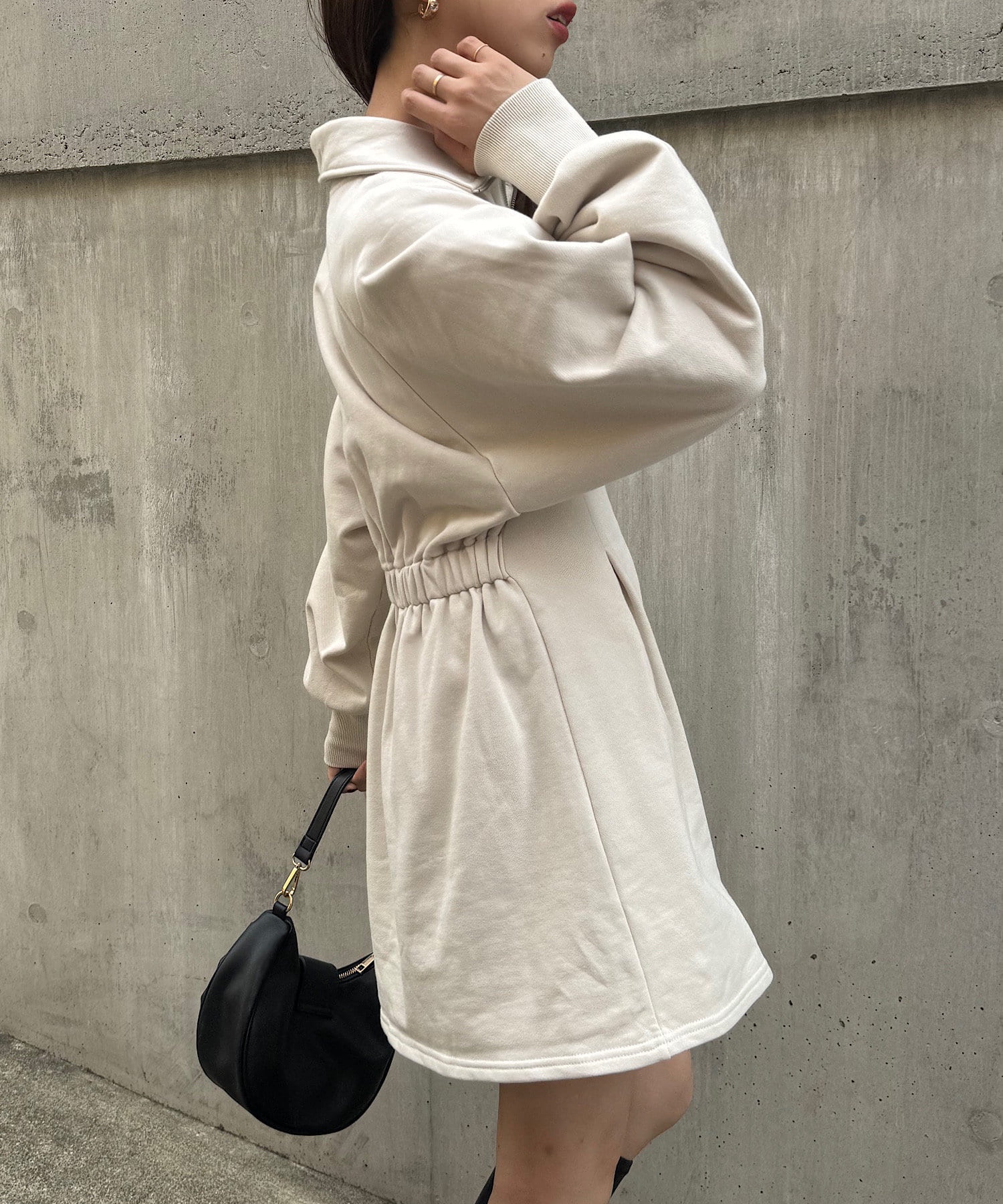 拉鍊領位衛衣連身裙