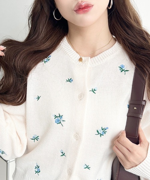 3色•M-L碼•花卉刺繡針織外套