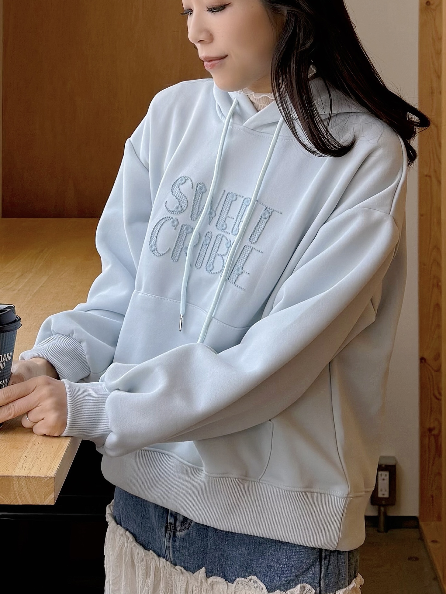 字母刺繡無加厚連帽衛衣