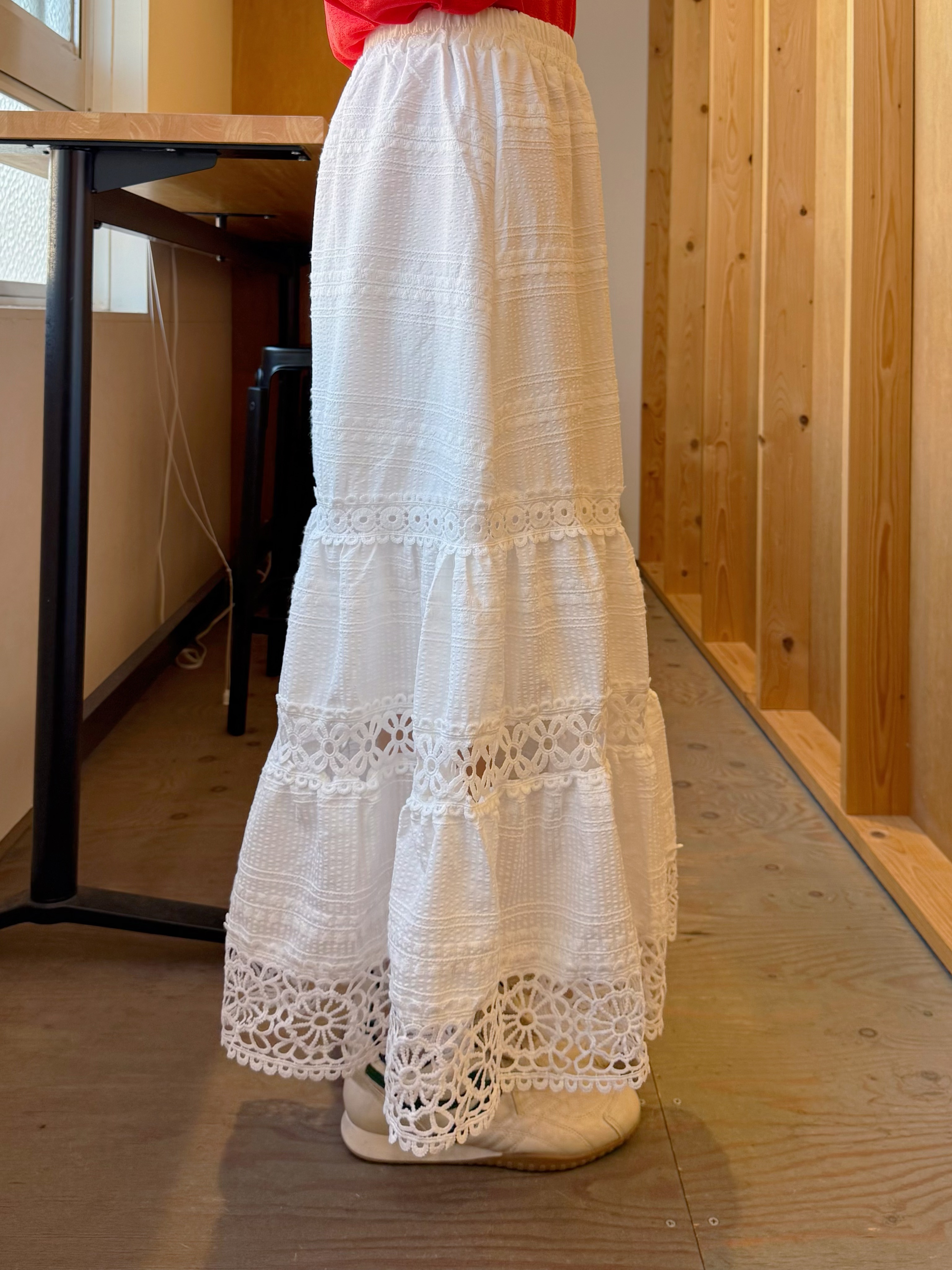 2色•蕾絲拼接雪紡半身裙