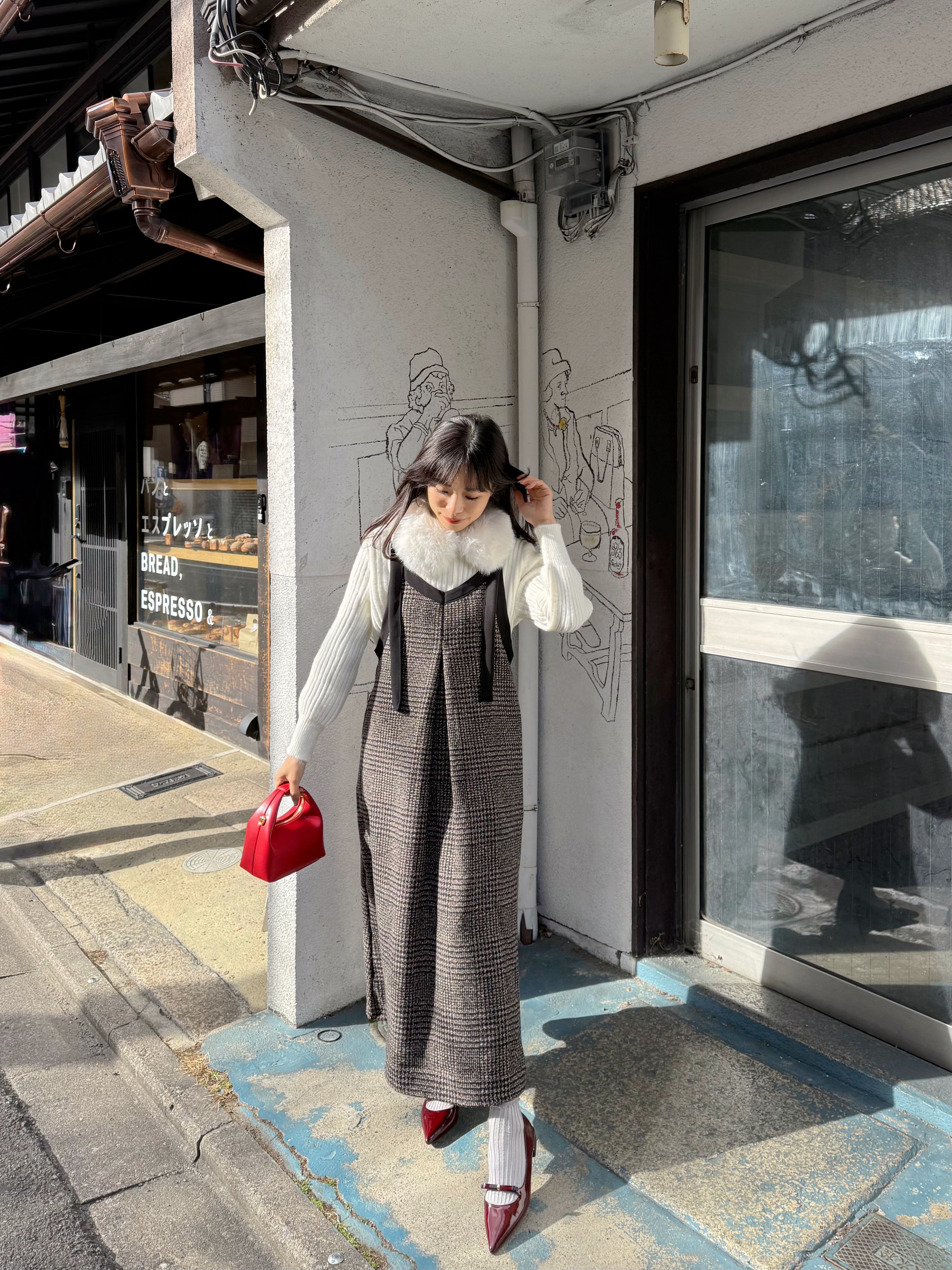 格仔吊帶薄絨有袋連身裙