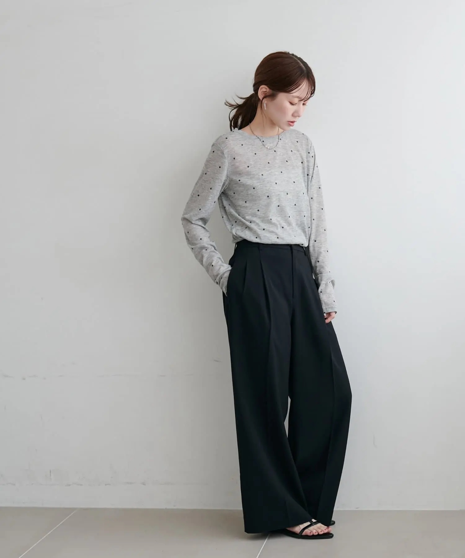 4色•Size M•蕾絲拼接圓領衛衣