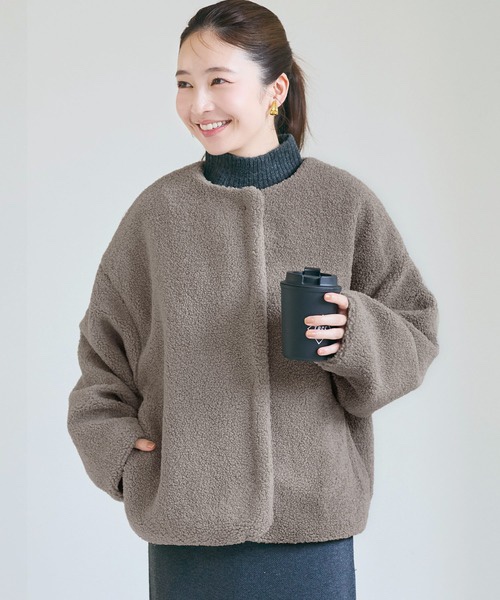 圓領粒粒毛外套