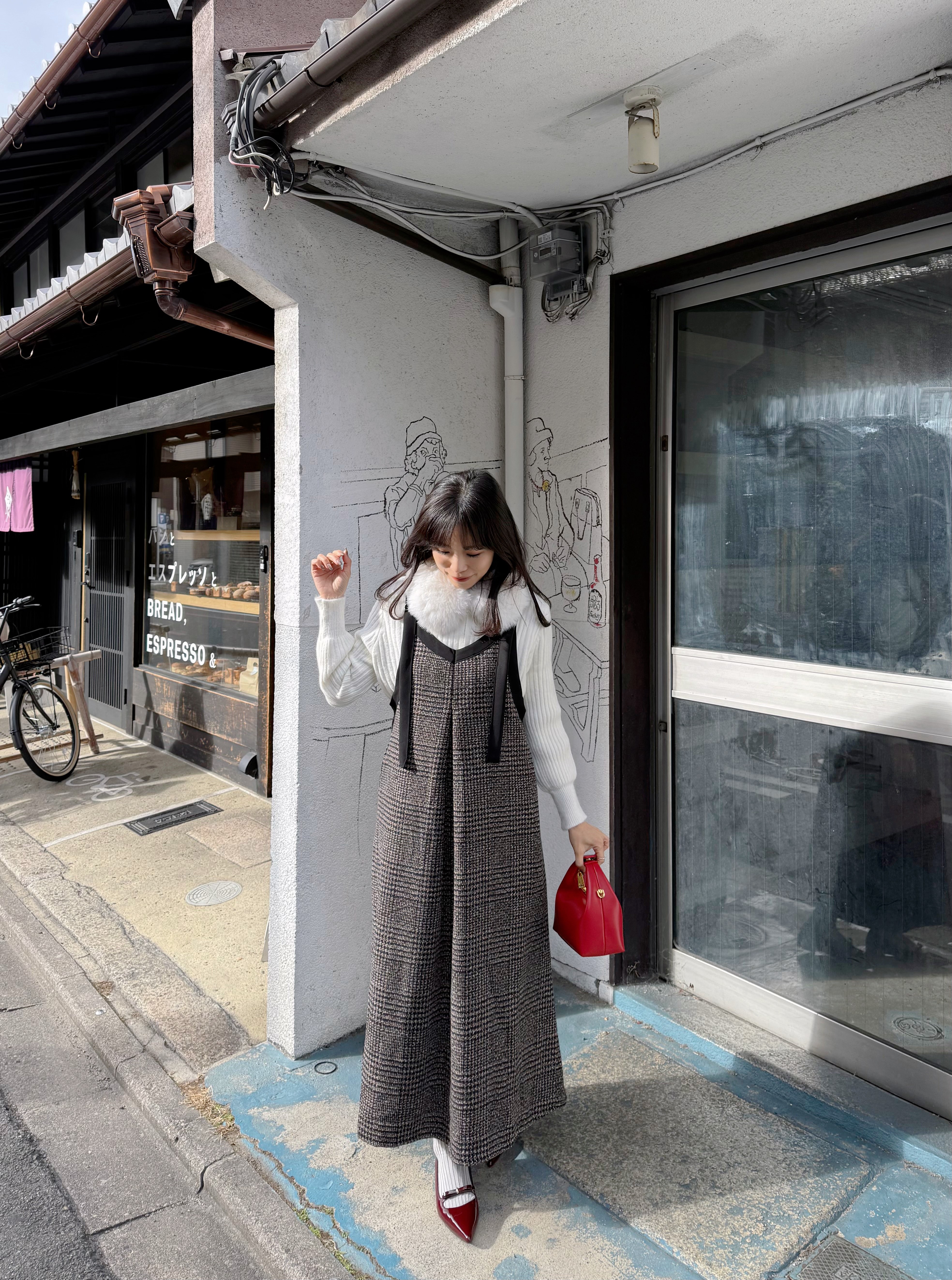 格仔吊帶薄絨有袋連身裙