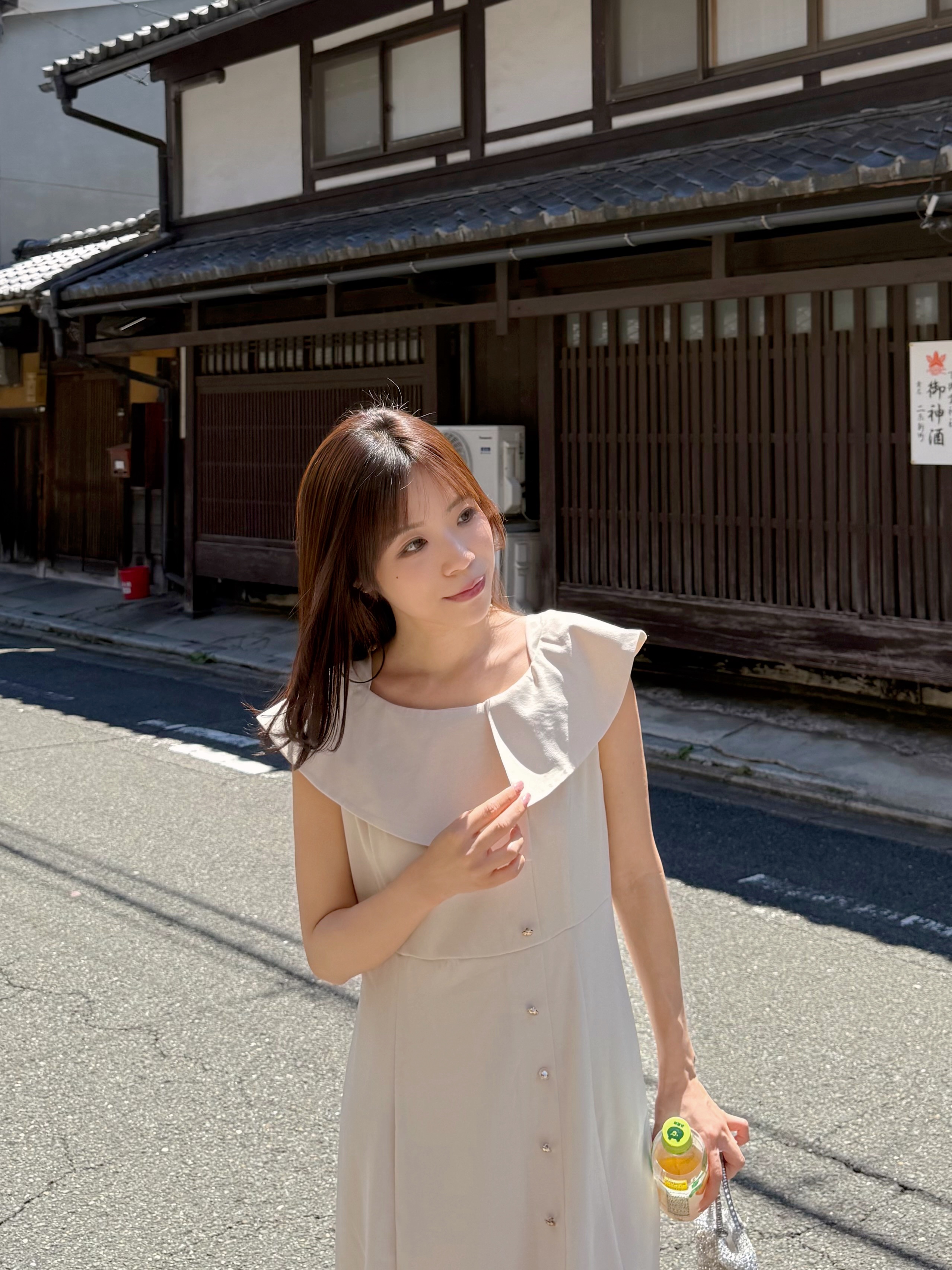 TimeSale•2色•不規則領排扣雪紡連身裙