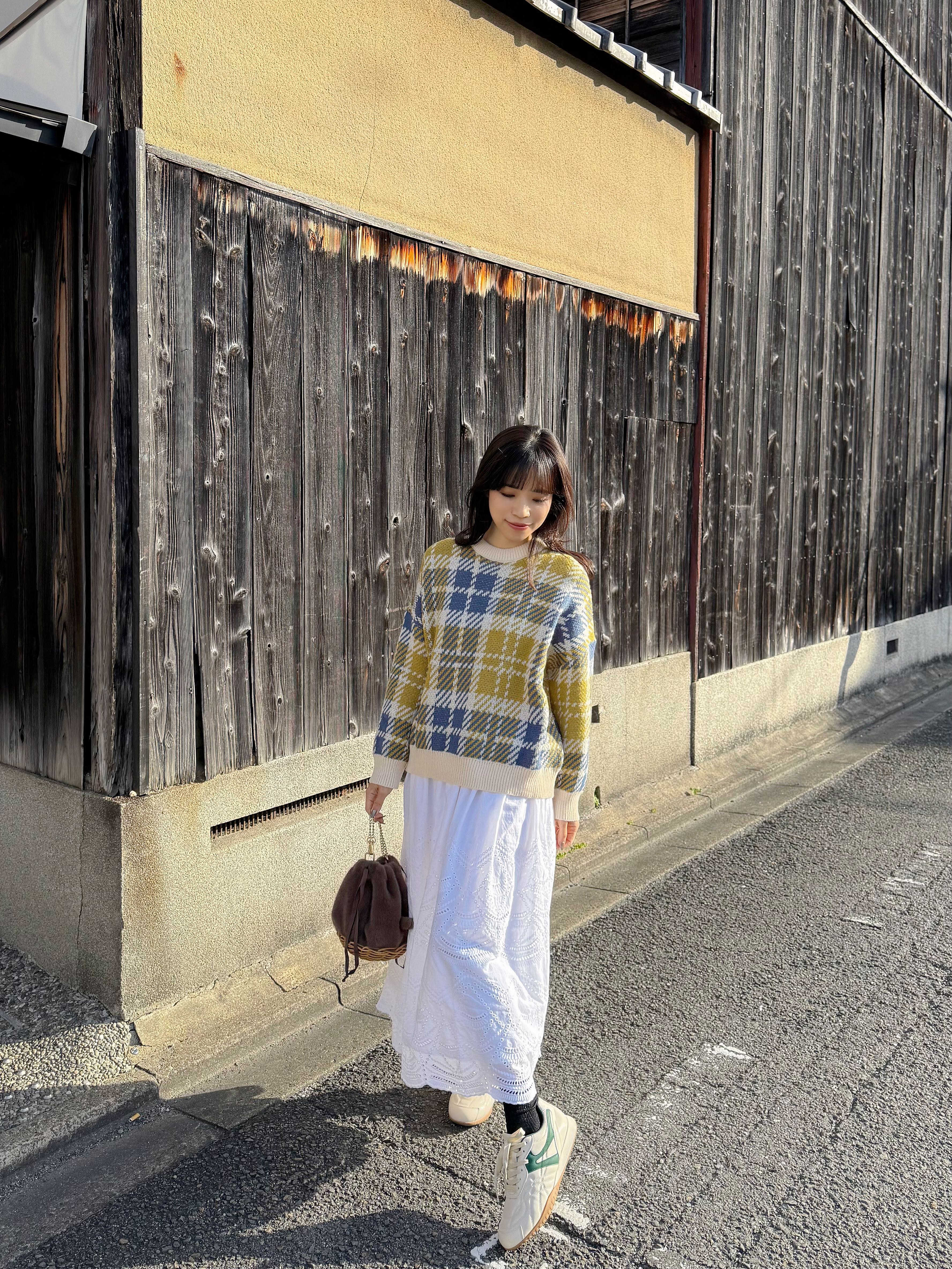 3色•英倫格紋拼色冷衫