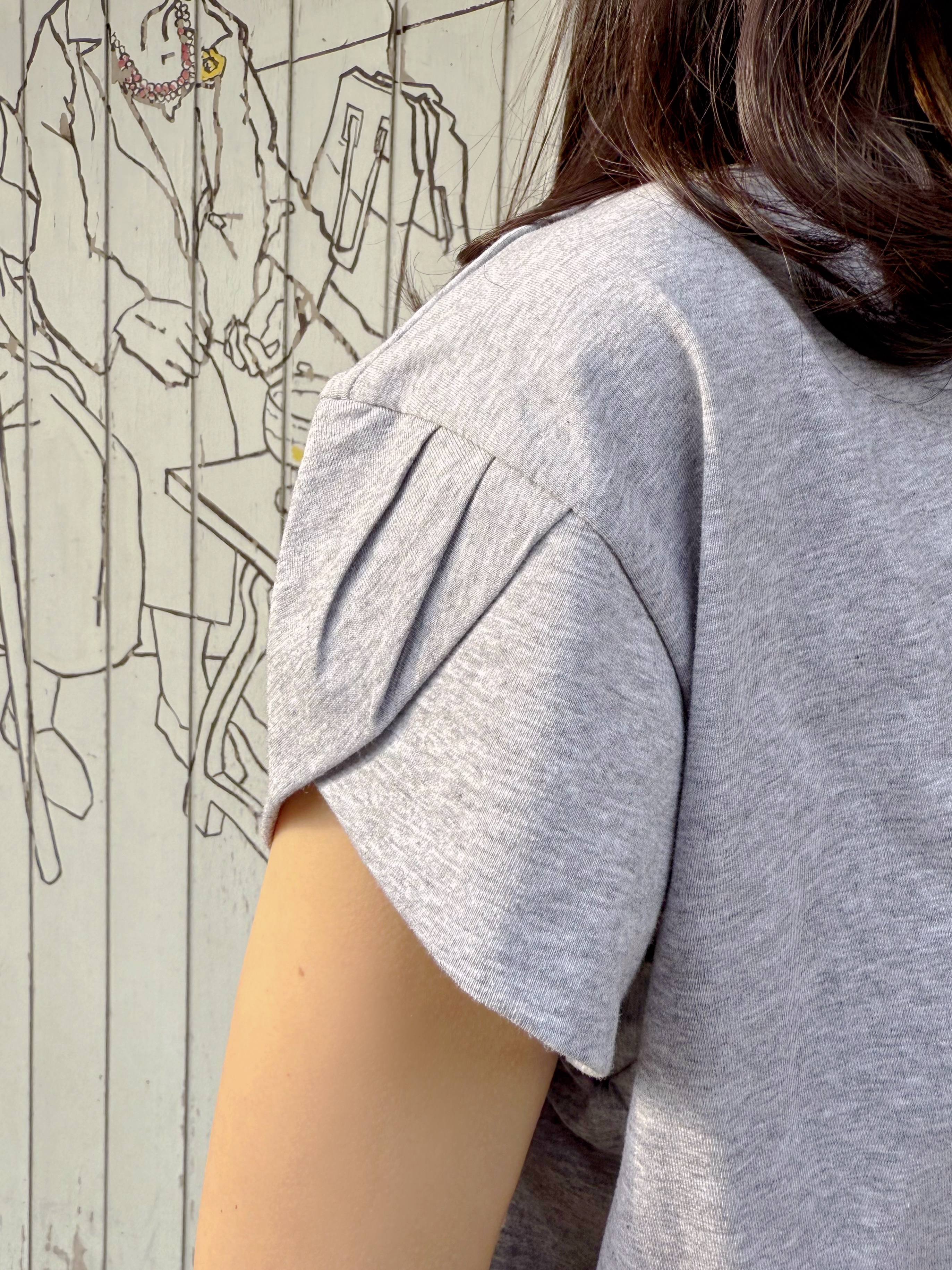 基礎款淨色花瓣手袖綿上衣