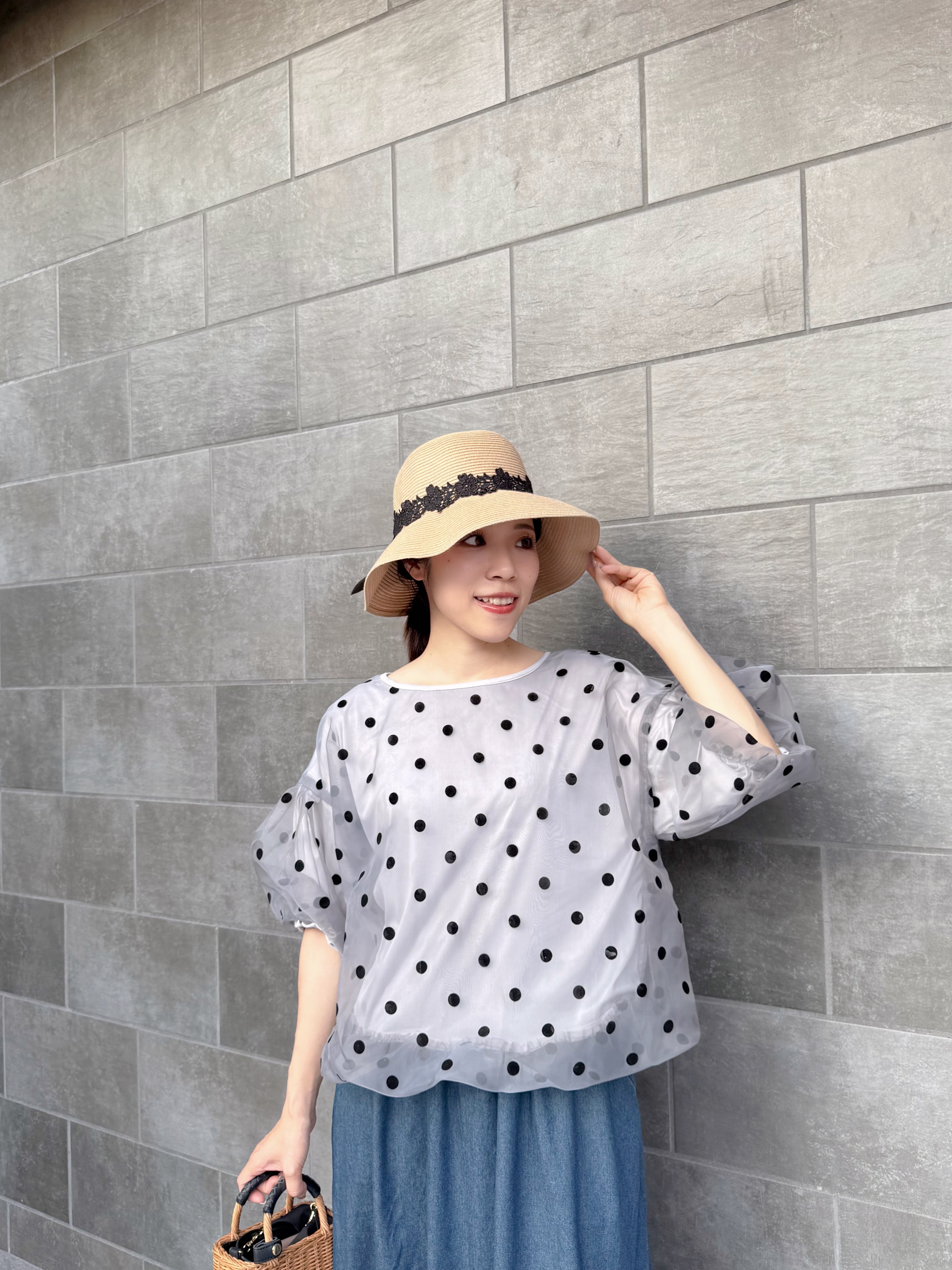 泡泡袖波點雪紡上衣