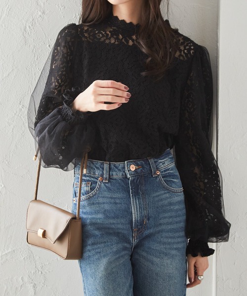 紗紗泡泡袖蕾絲上衣