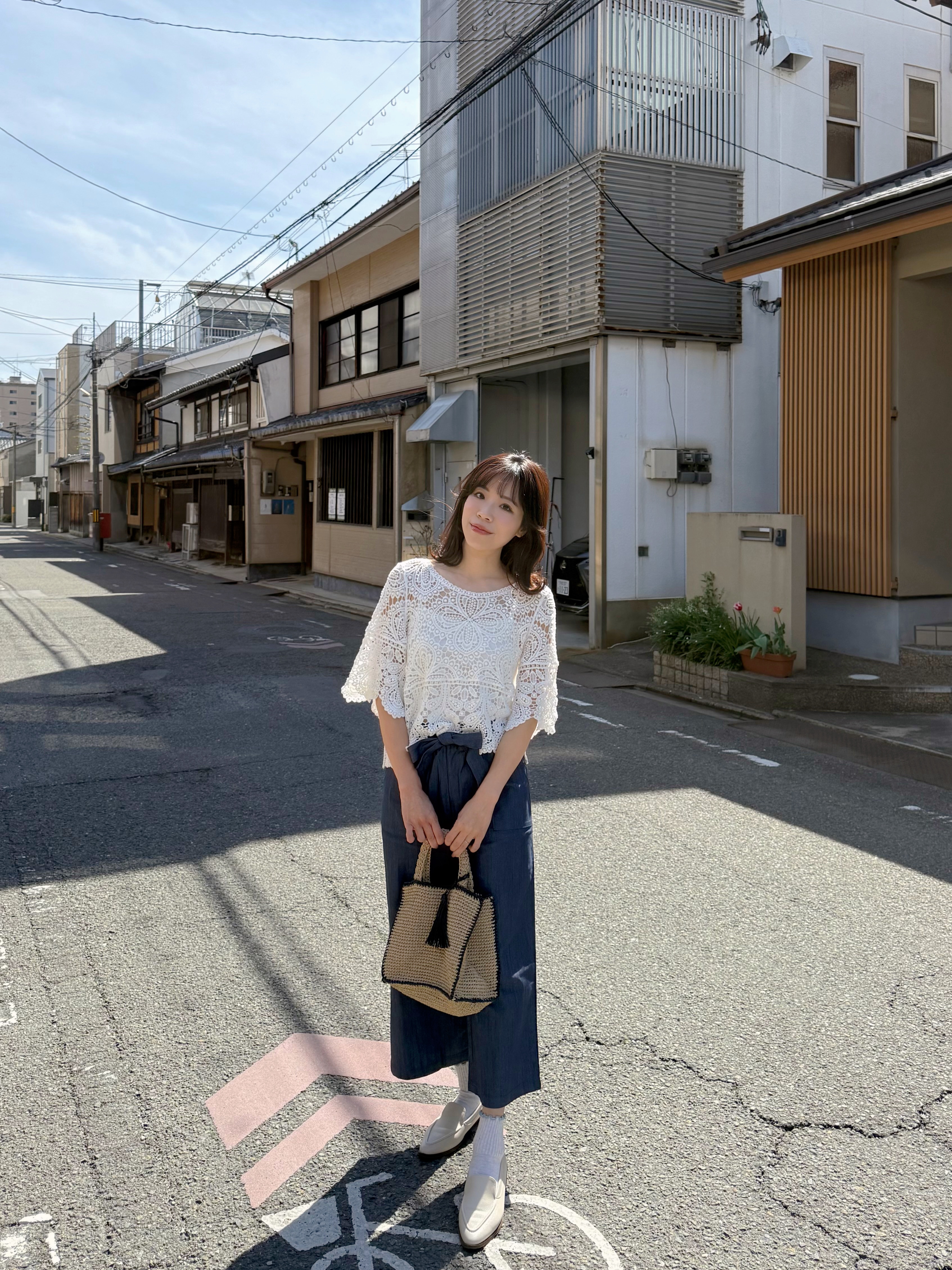 5分傘袖鏤空上衣