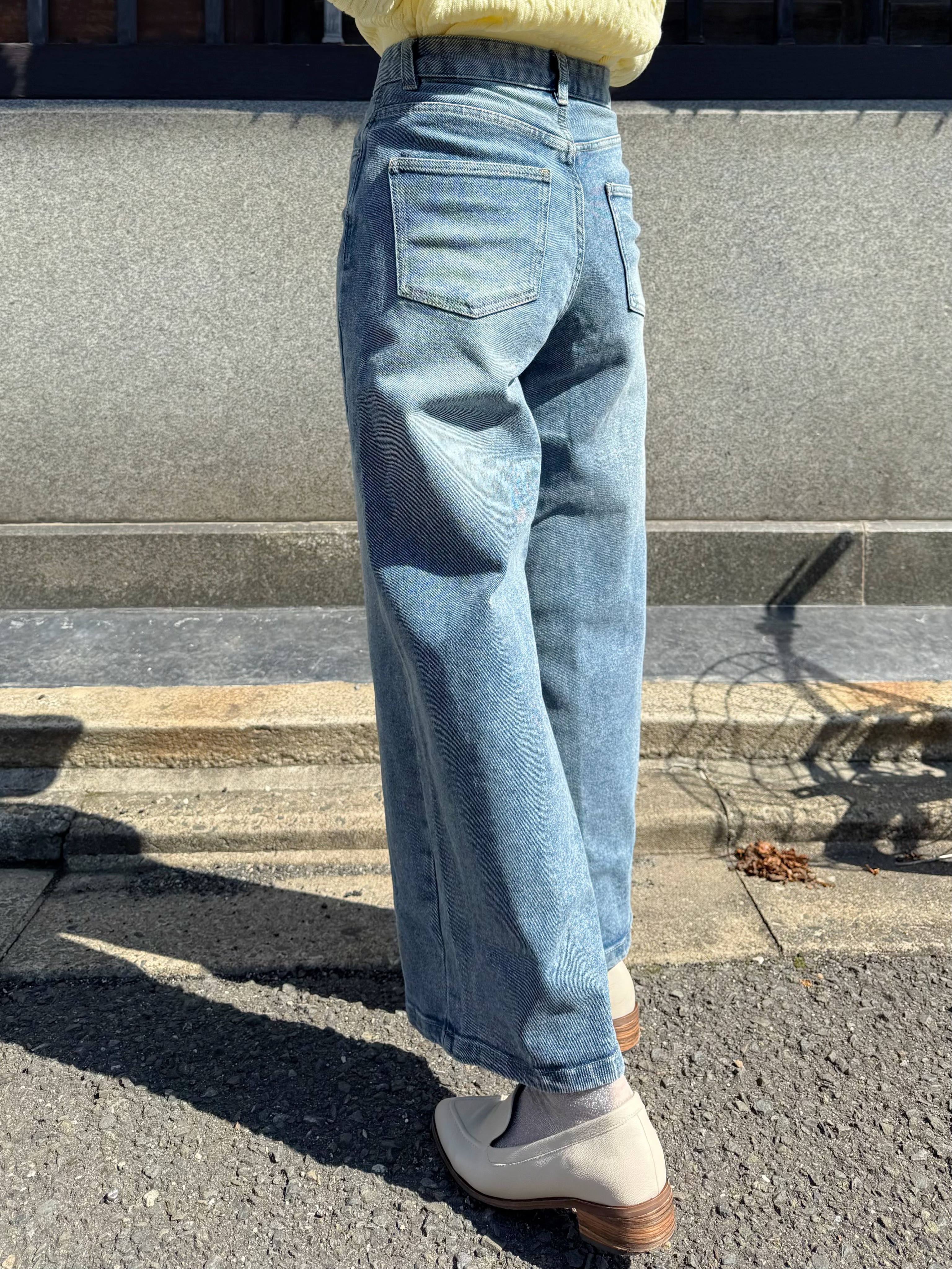 2色•闊腳洗水牛仔褲