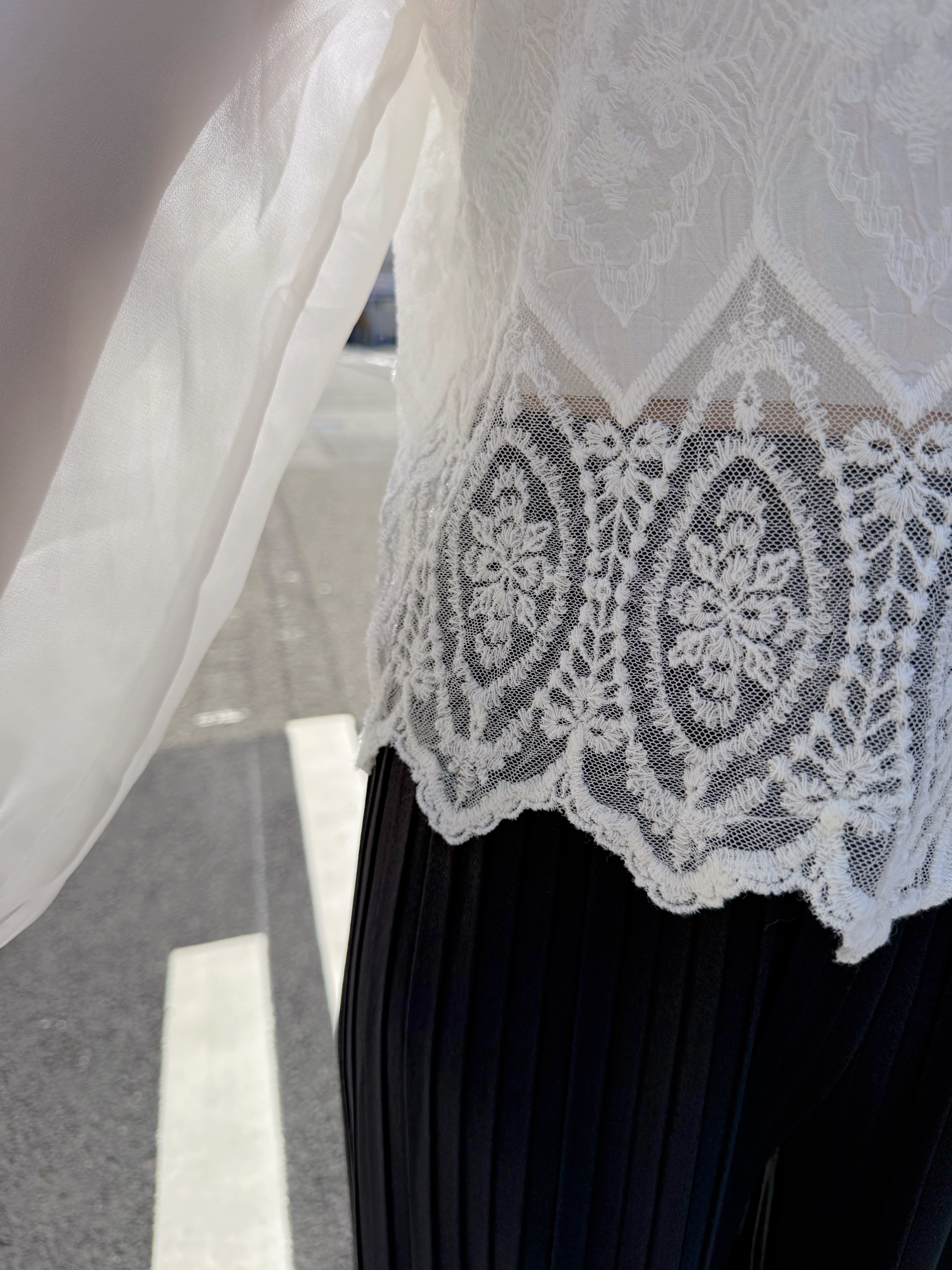 V領蕾絲雪紡袖外套上衣