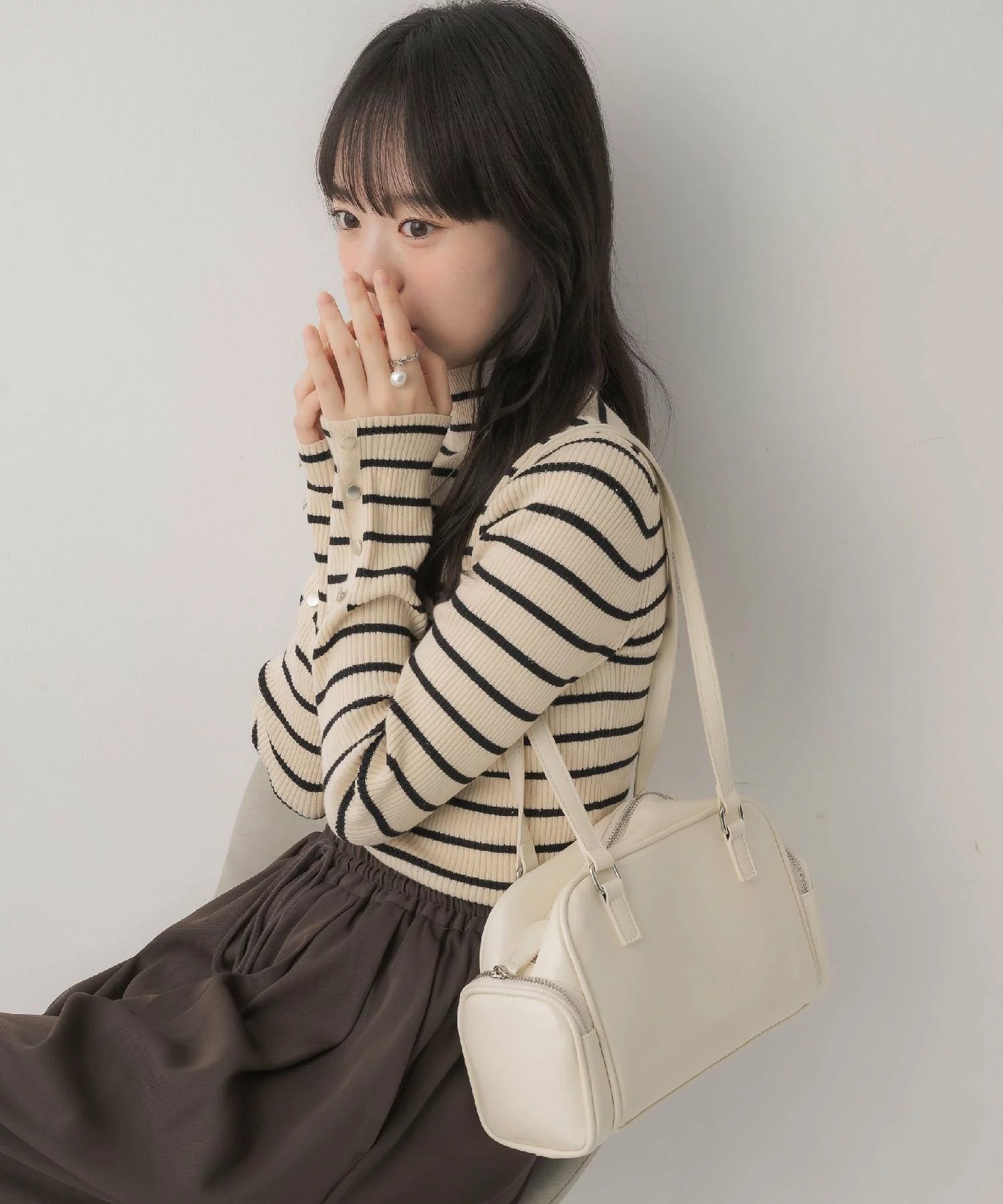 閃閃/ 淨色啞色扣閃閃企領針織