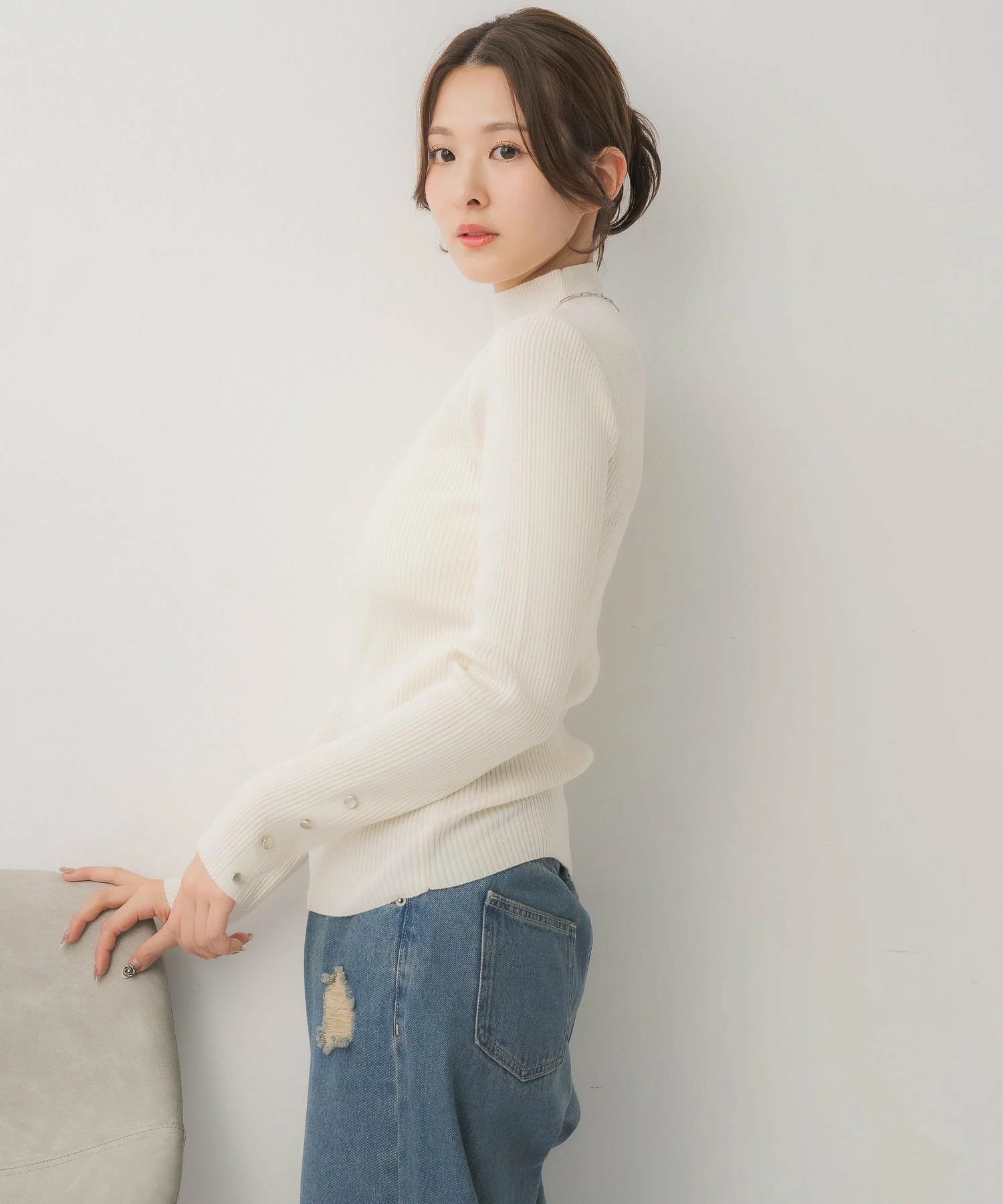 閃閃/ 淨色啞色扣閃閃企領針織