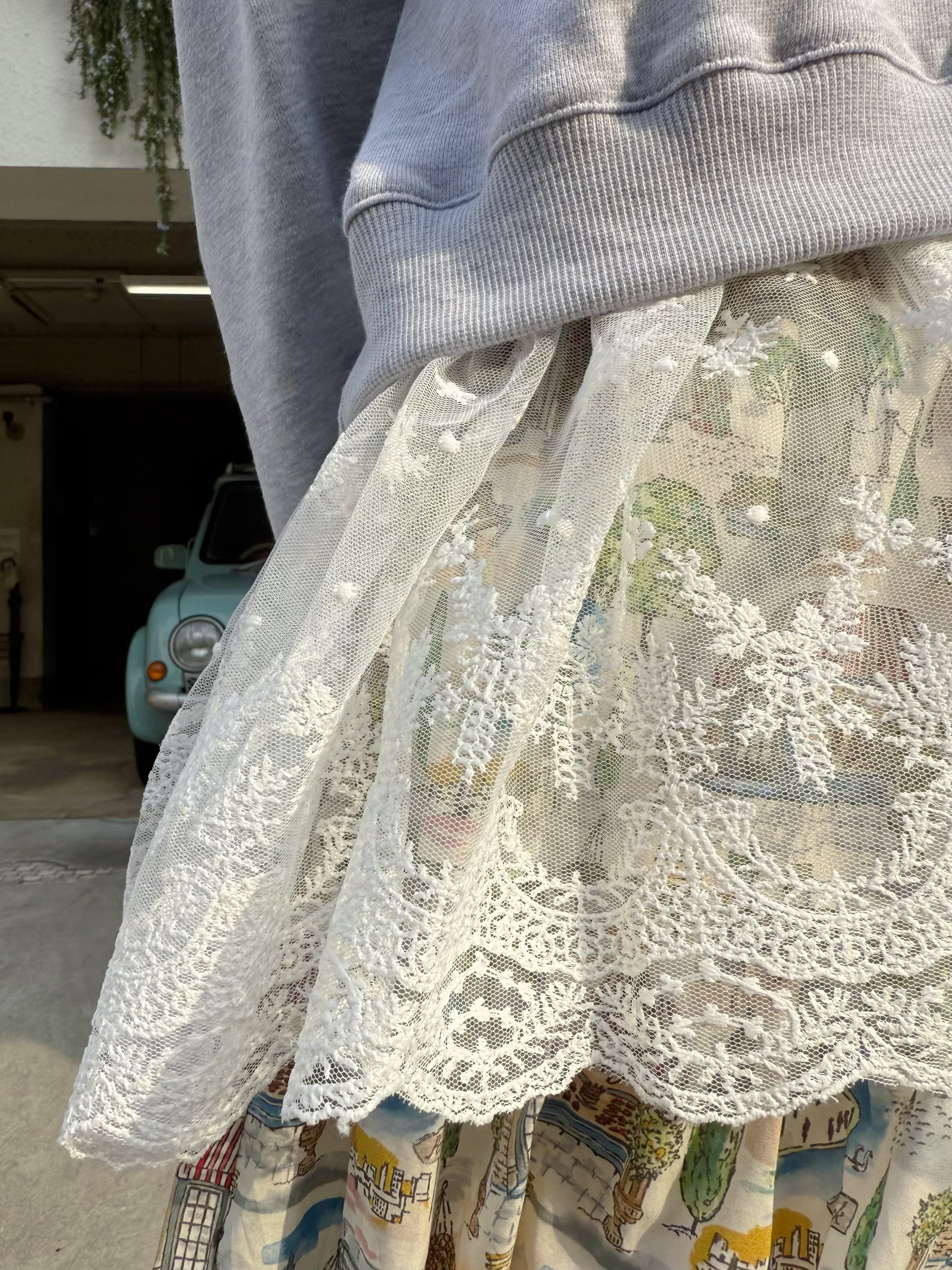 蕾絲傘擺無加厚衛衣