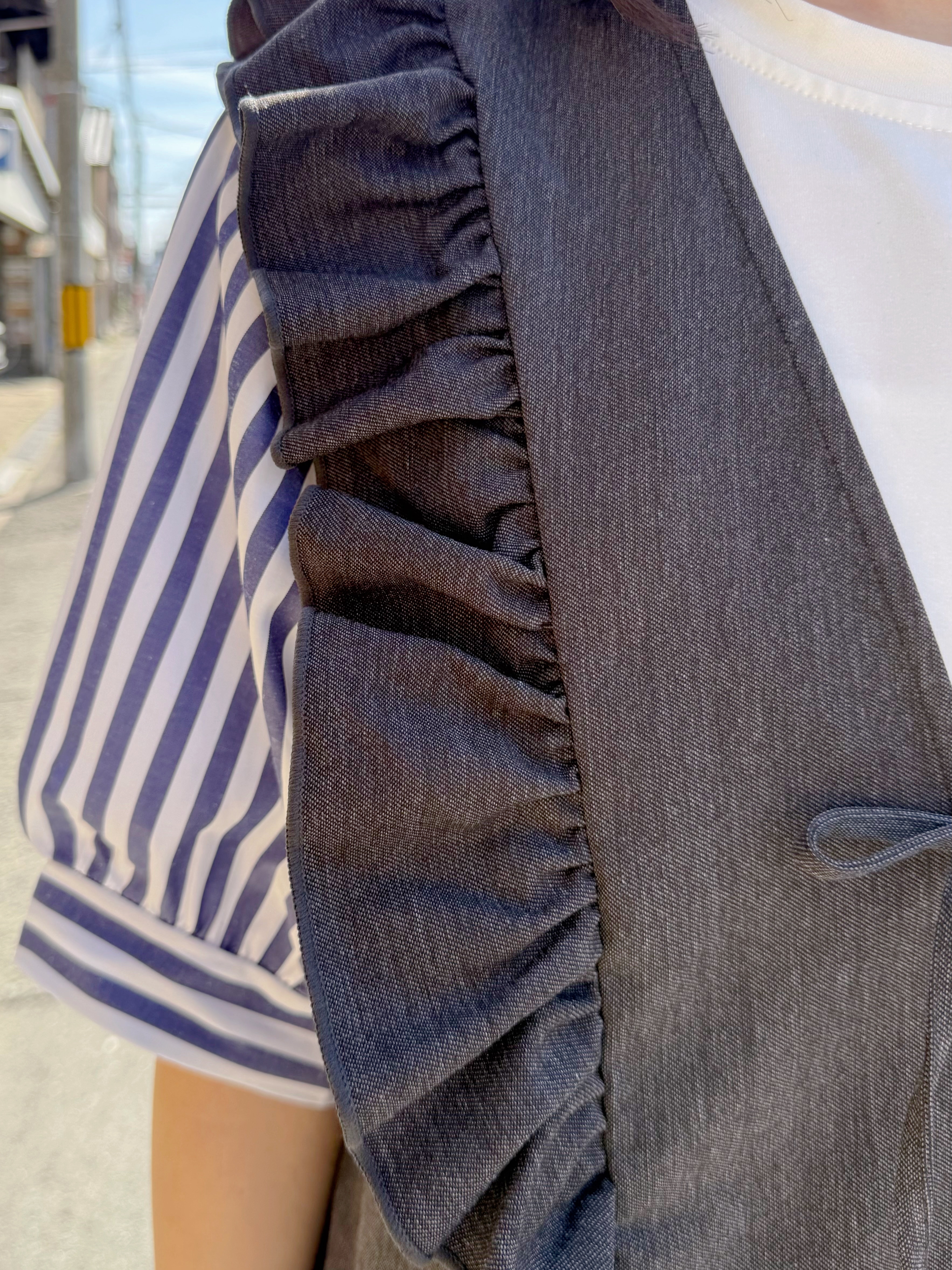 2色•波浪邊蝴蝶結背心