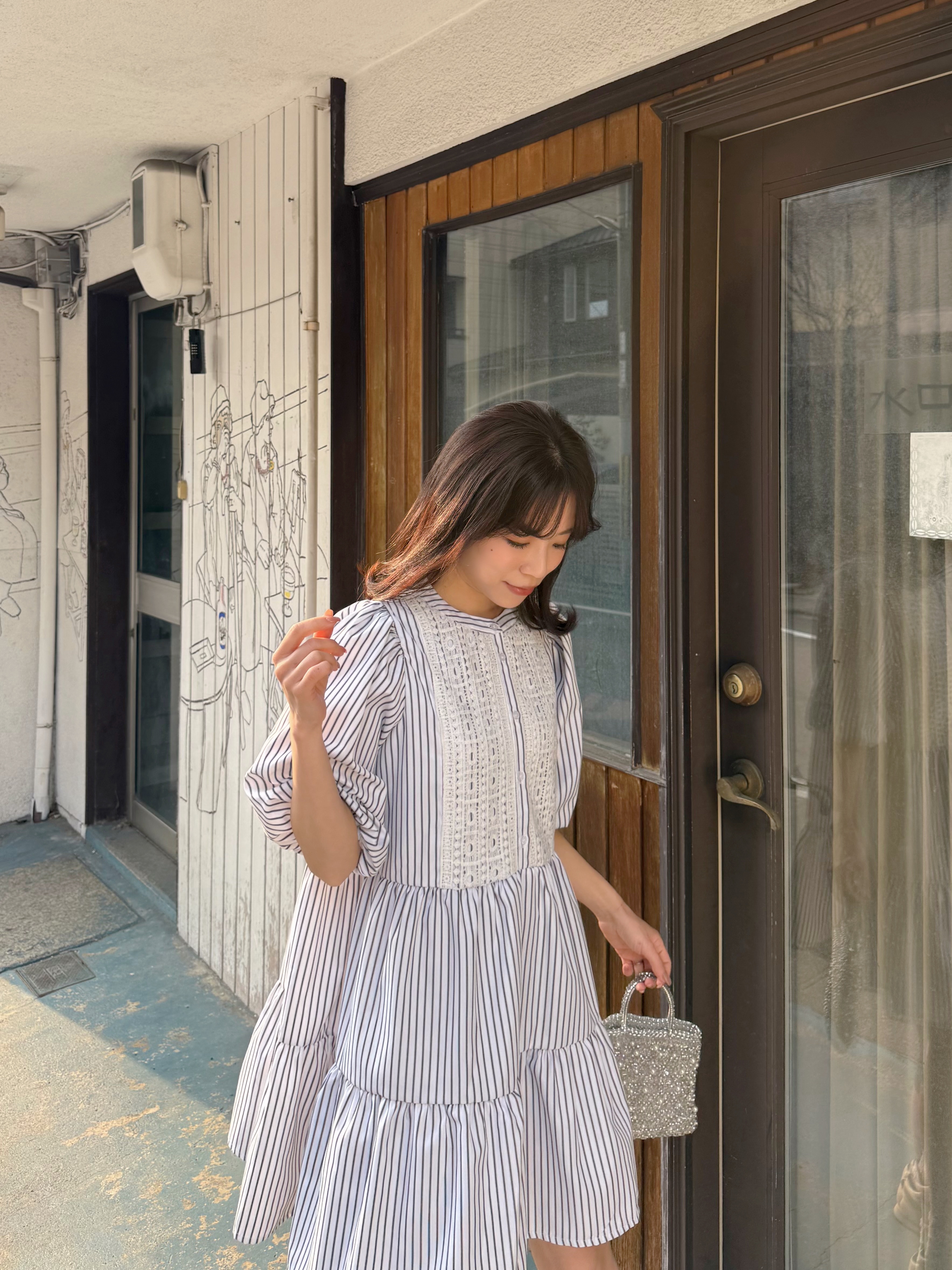 刺繡直條紋泡泡袖雪紡連身裙